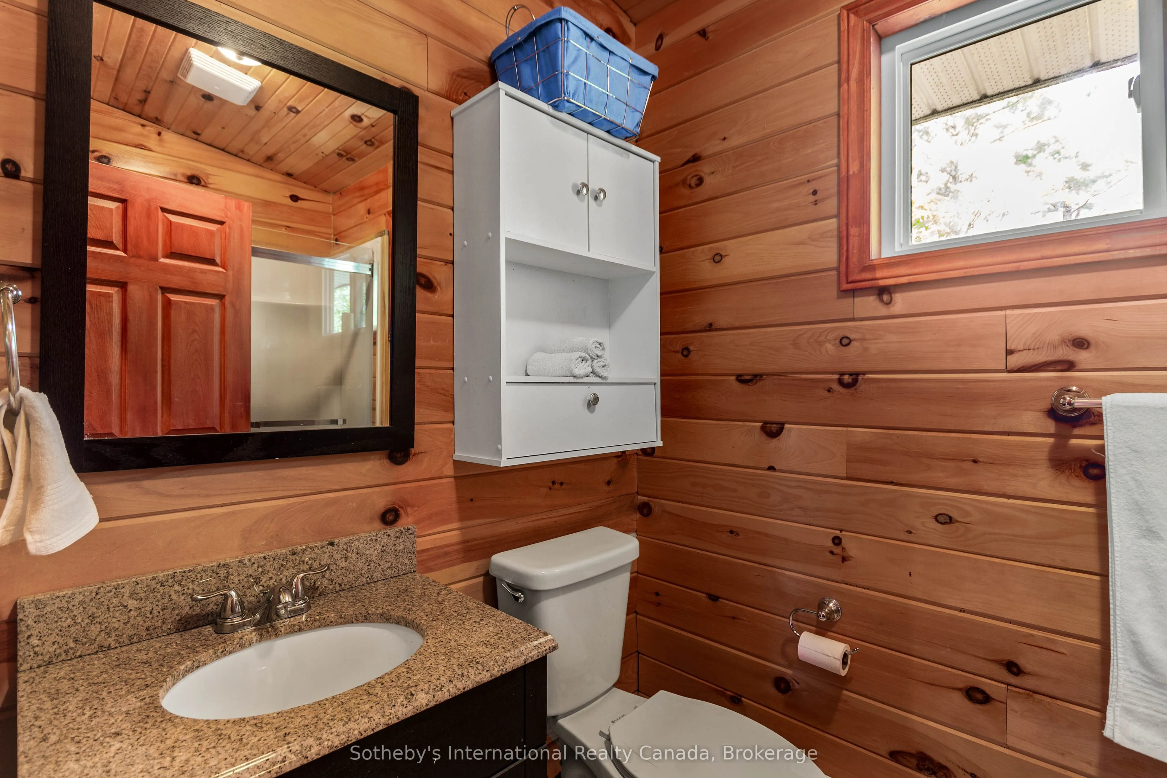 12494 Georgian Bay Shore