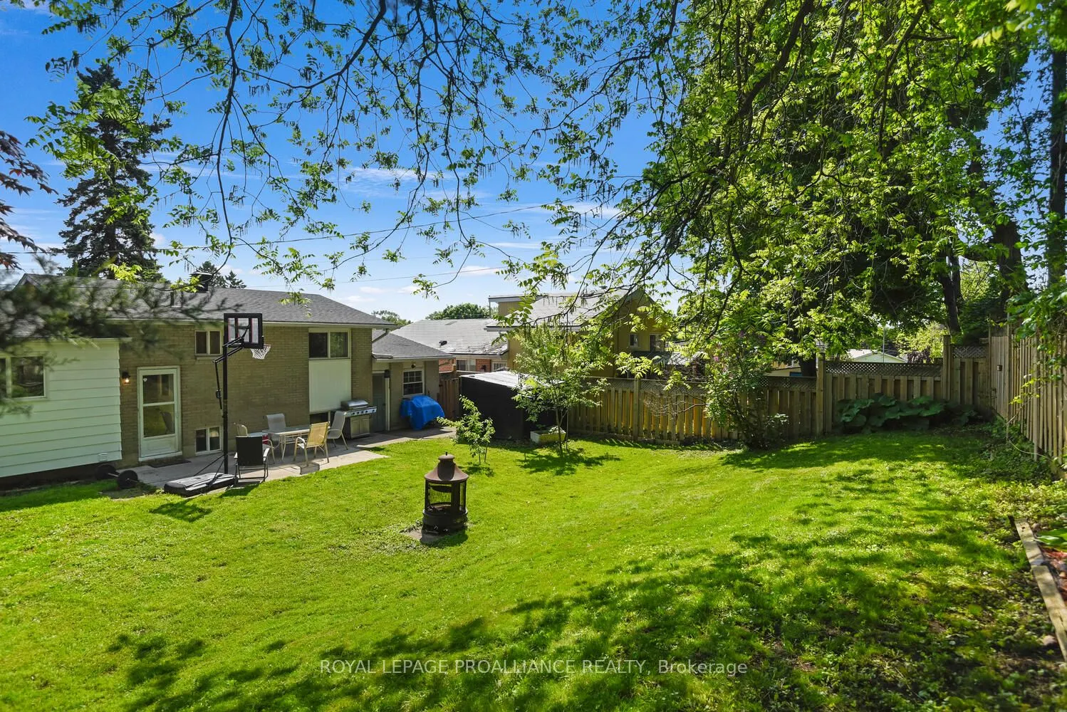 18 Convay Crescent