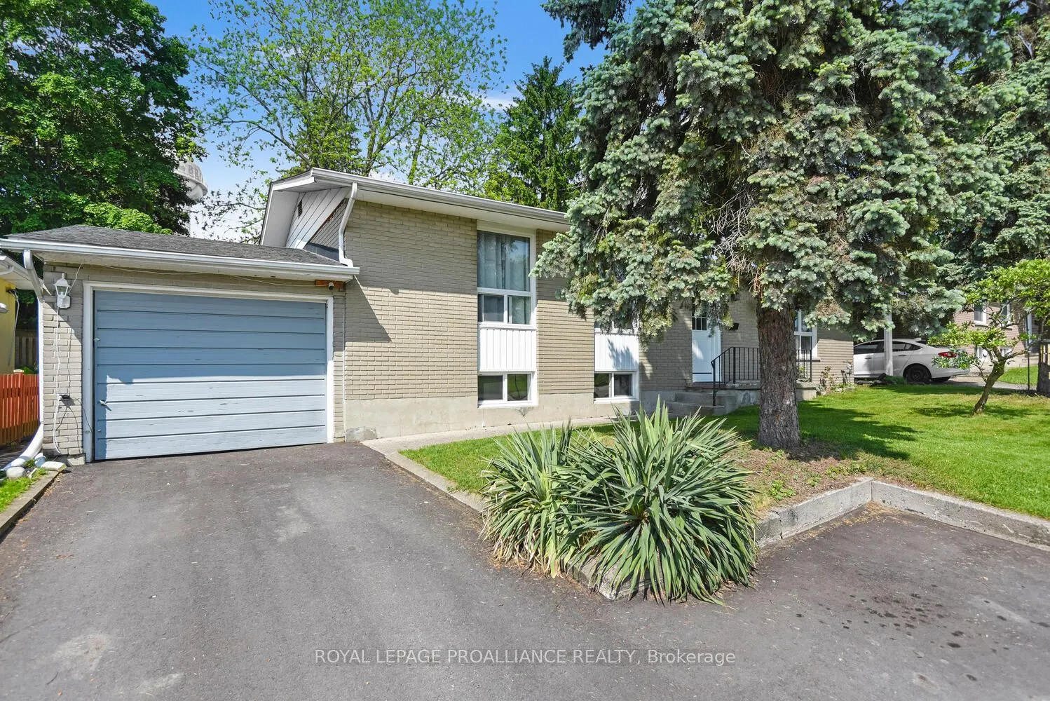 18 Convay Crescent