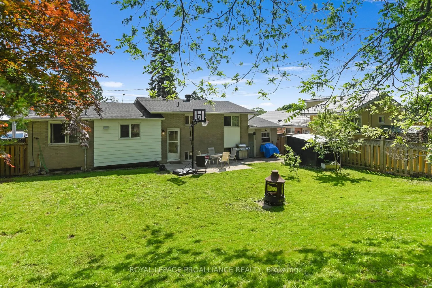 18 Convay Crescent