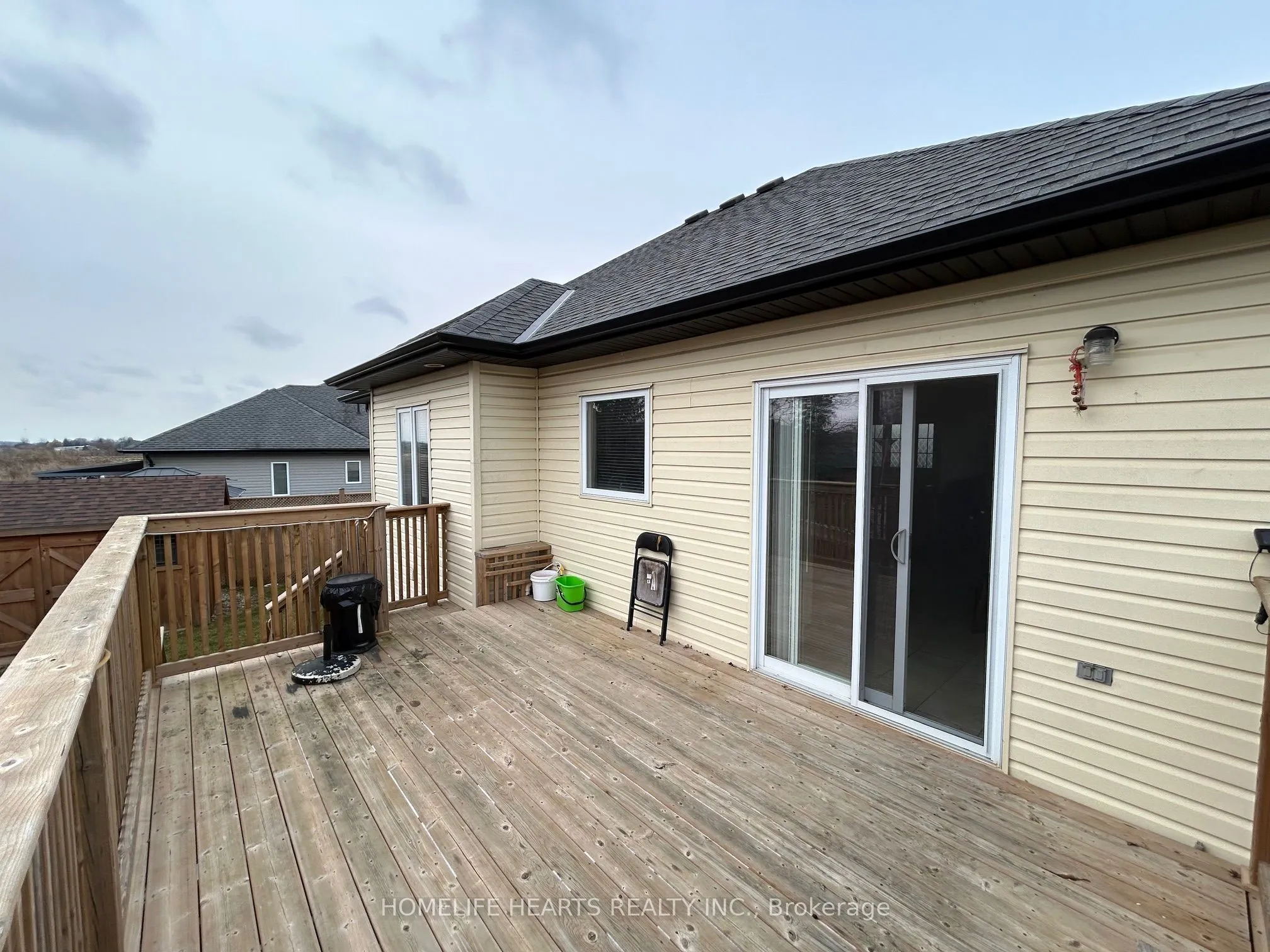 49 Dennis Drive