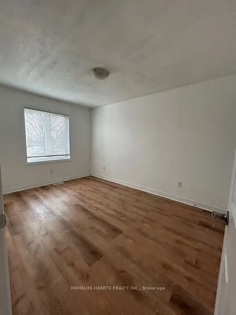 49 Dennis Drive