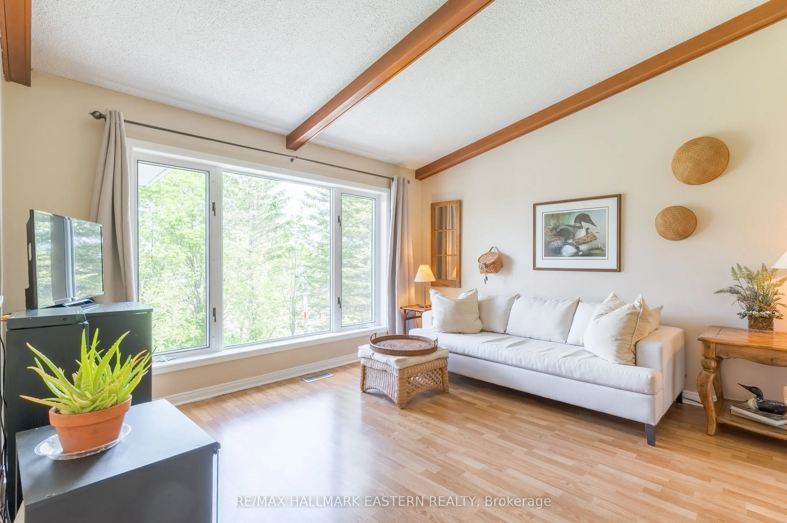 597 Killarney Bay Road
