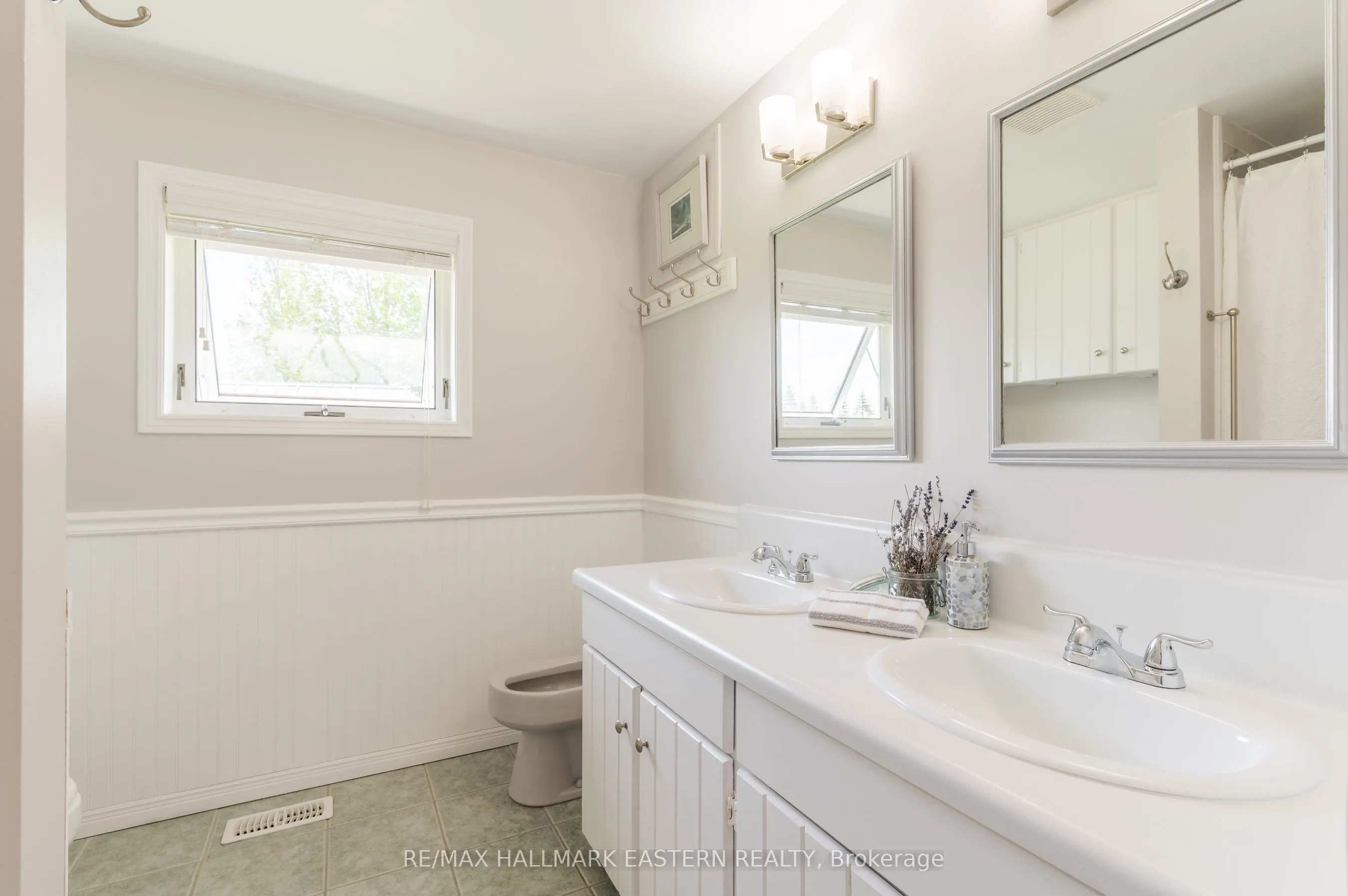 597 Killarney Bay Road