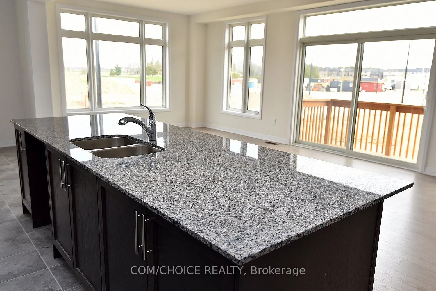 43 Teskey Crescent