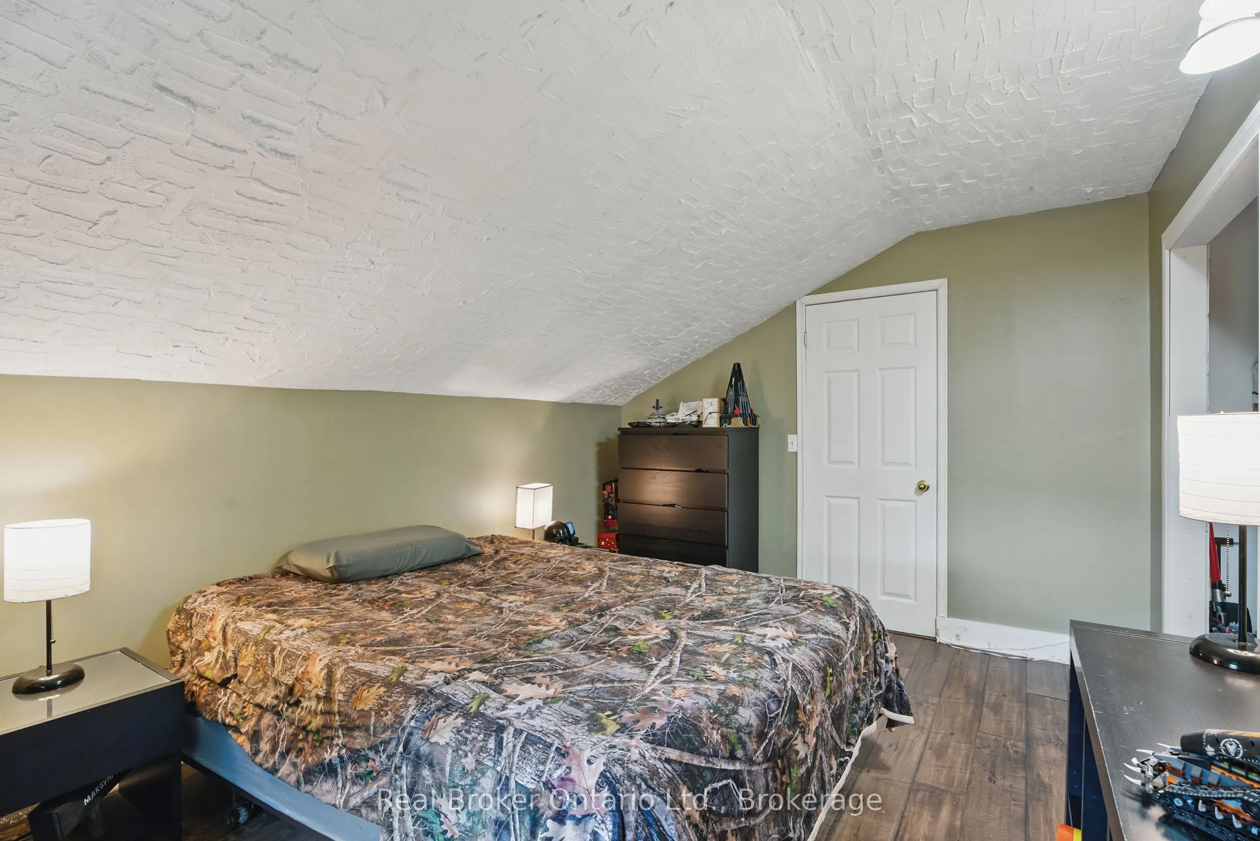 7007 Wellington Rd 34