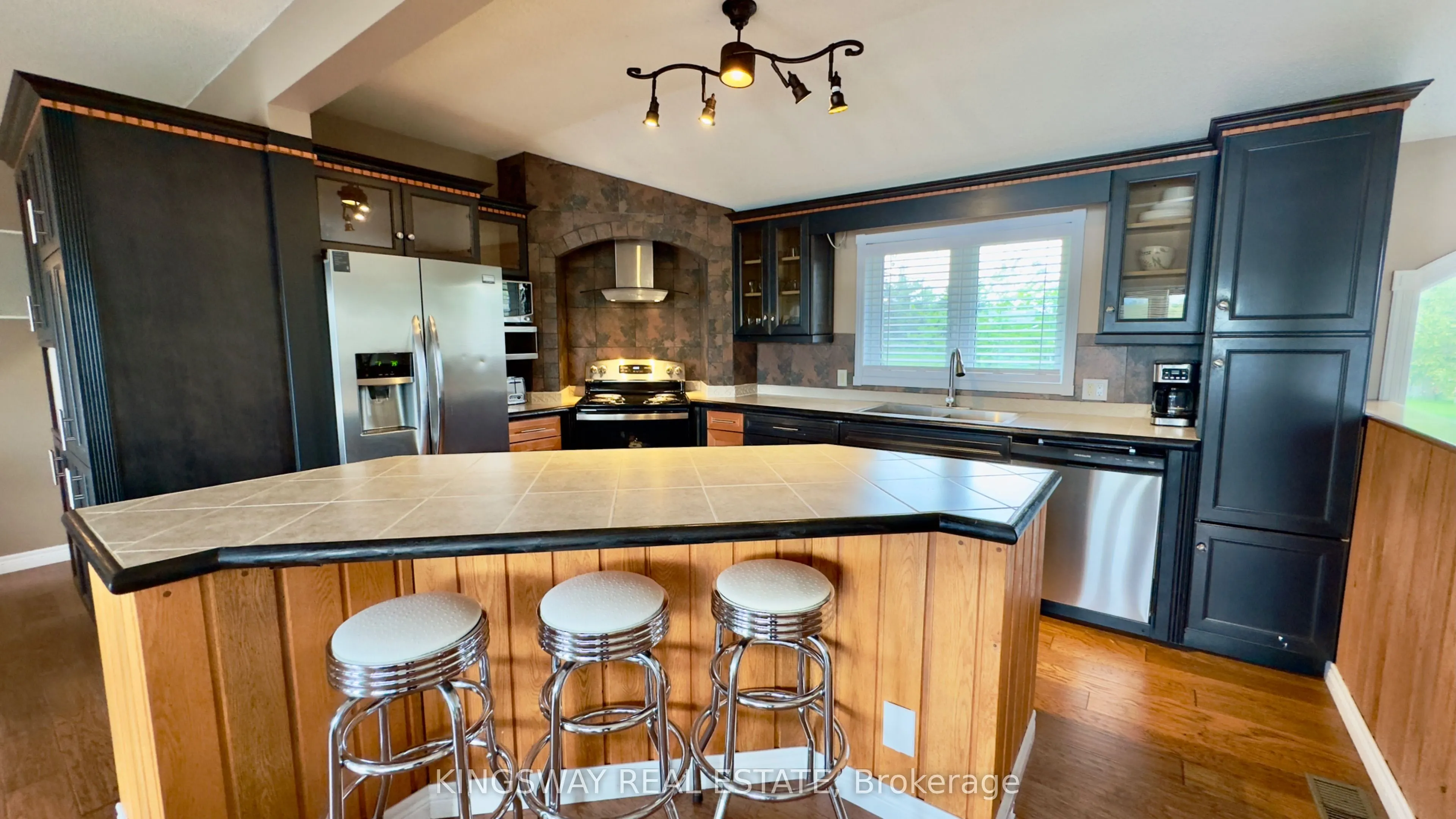 18 Mitchellview Road