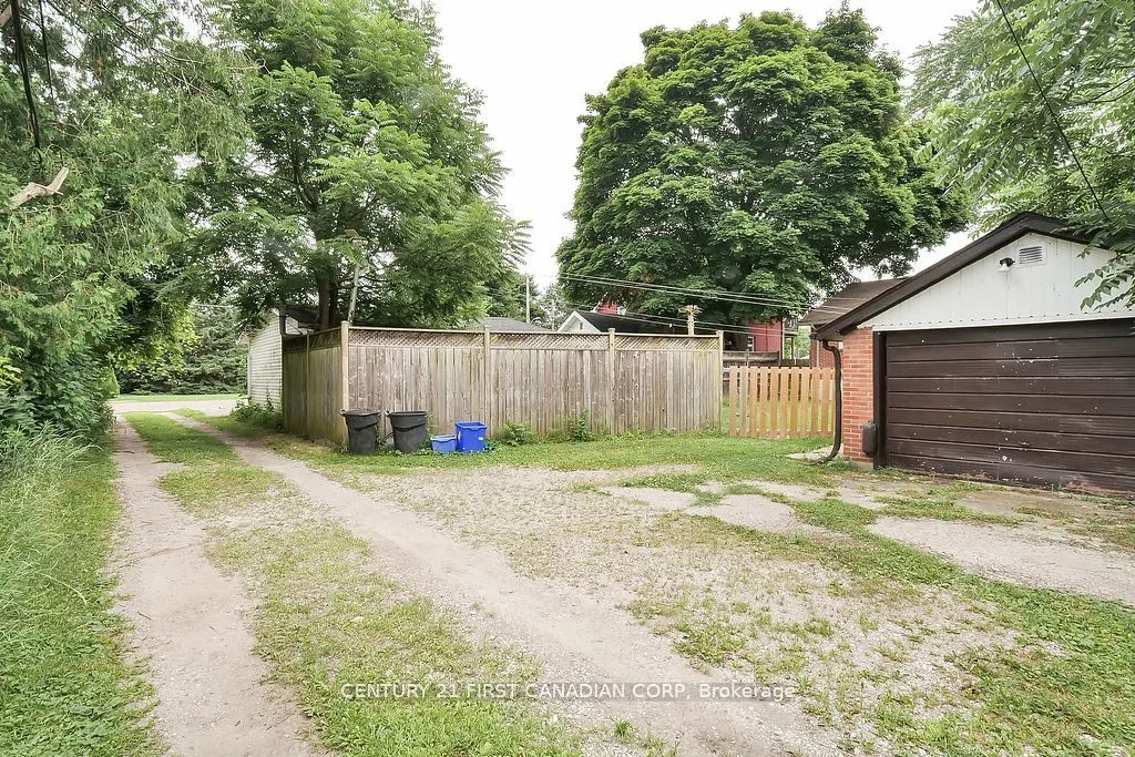 454 Salisbury Street