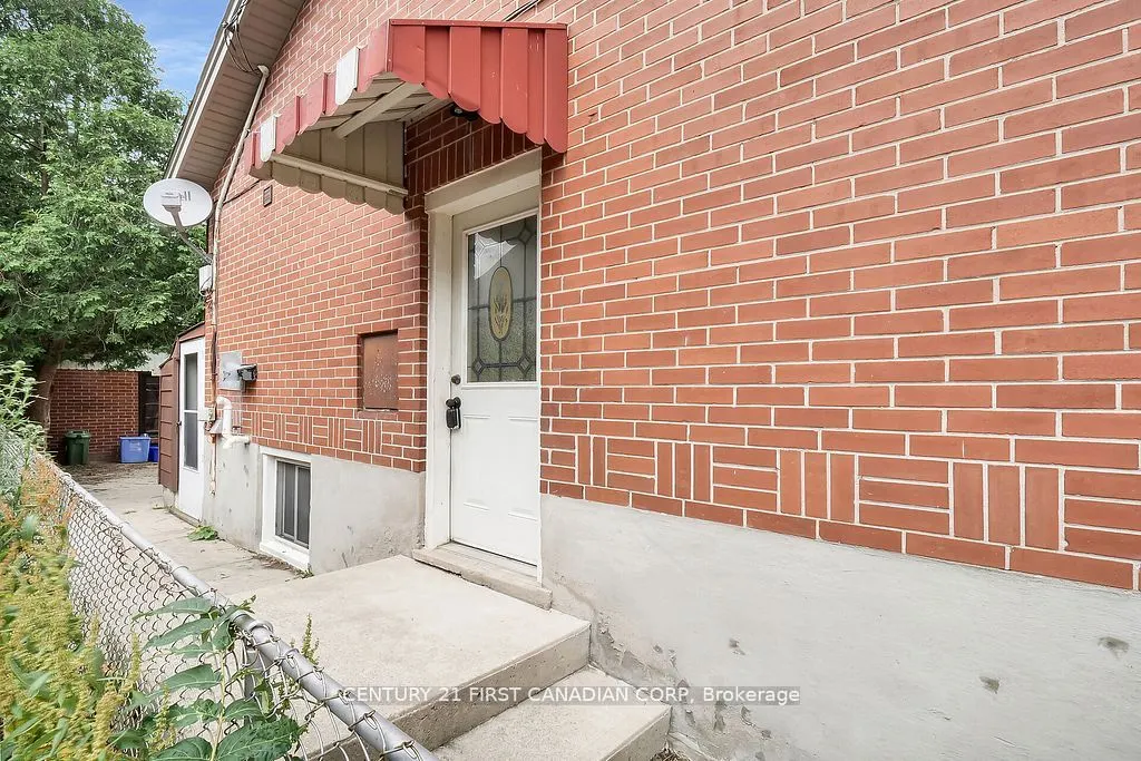454 Salisbury Street