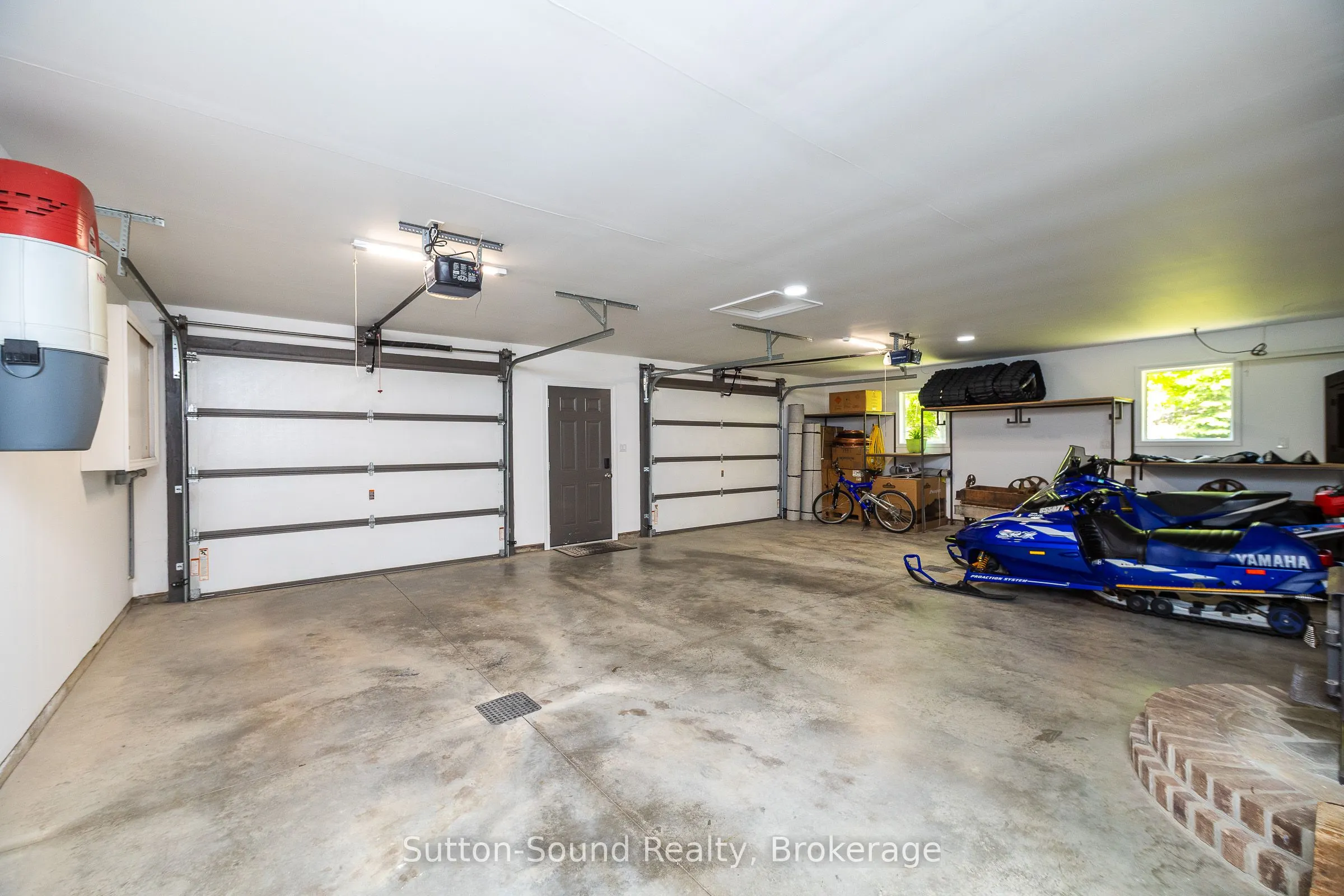 505556 Grey Road 1 Road