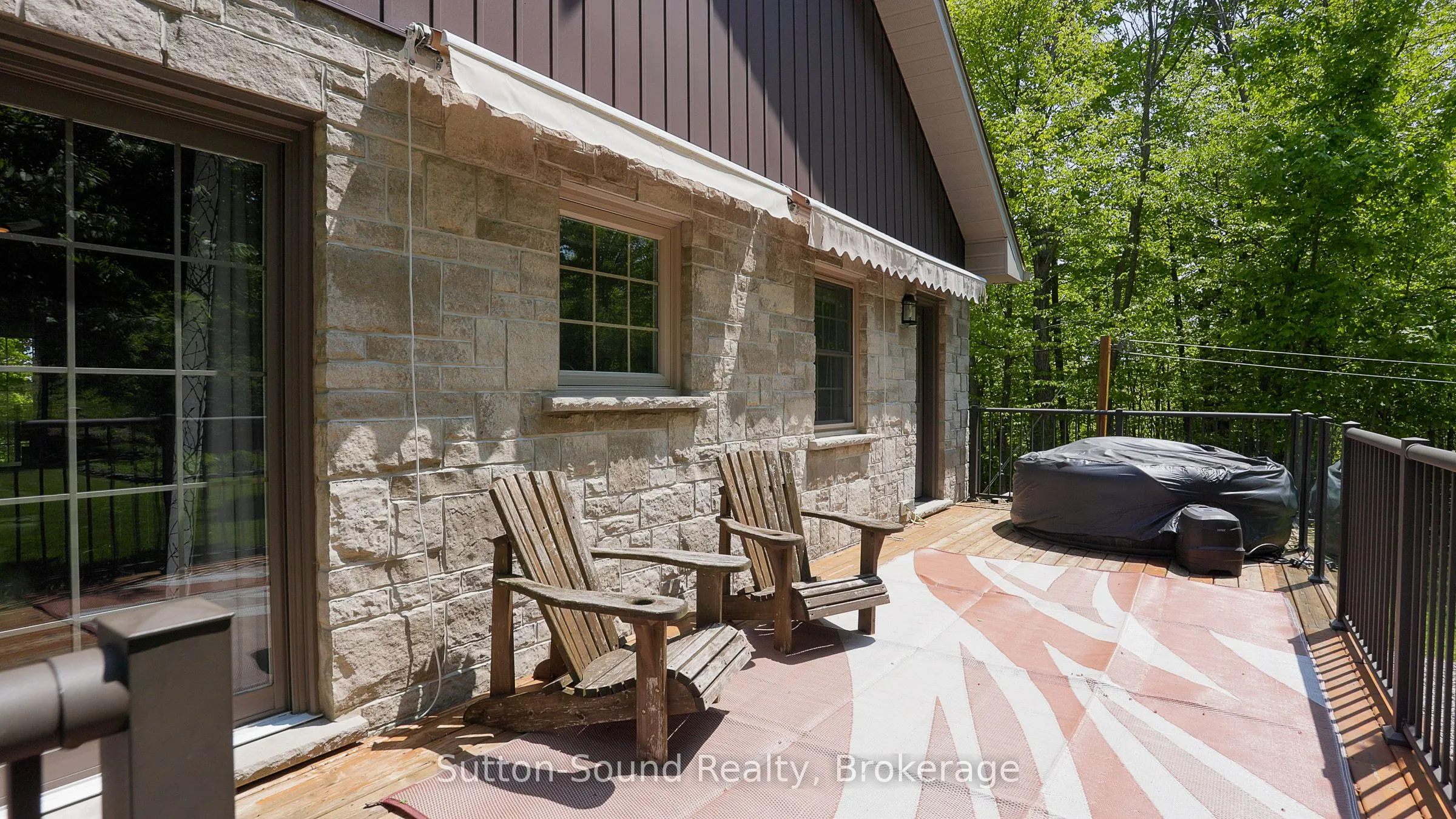 505556 Grey Road 1 Road