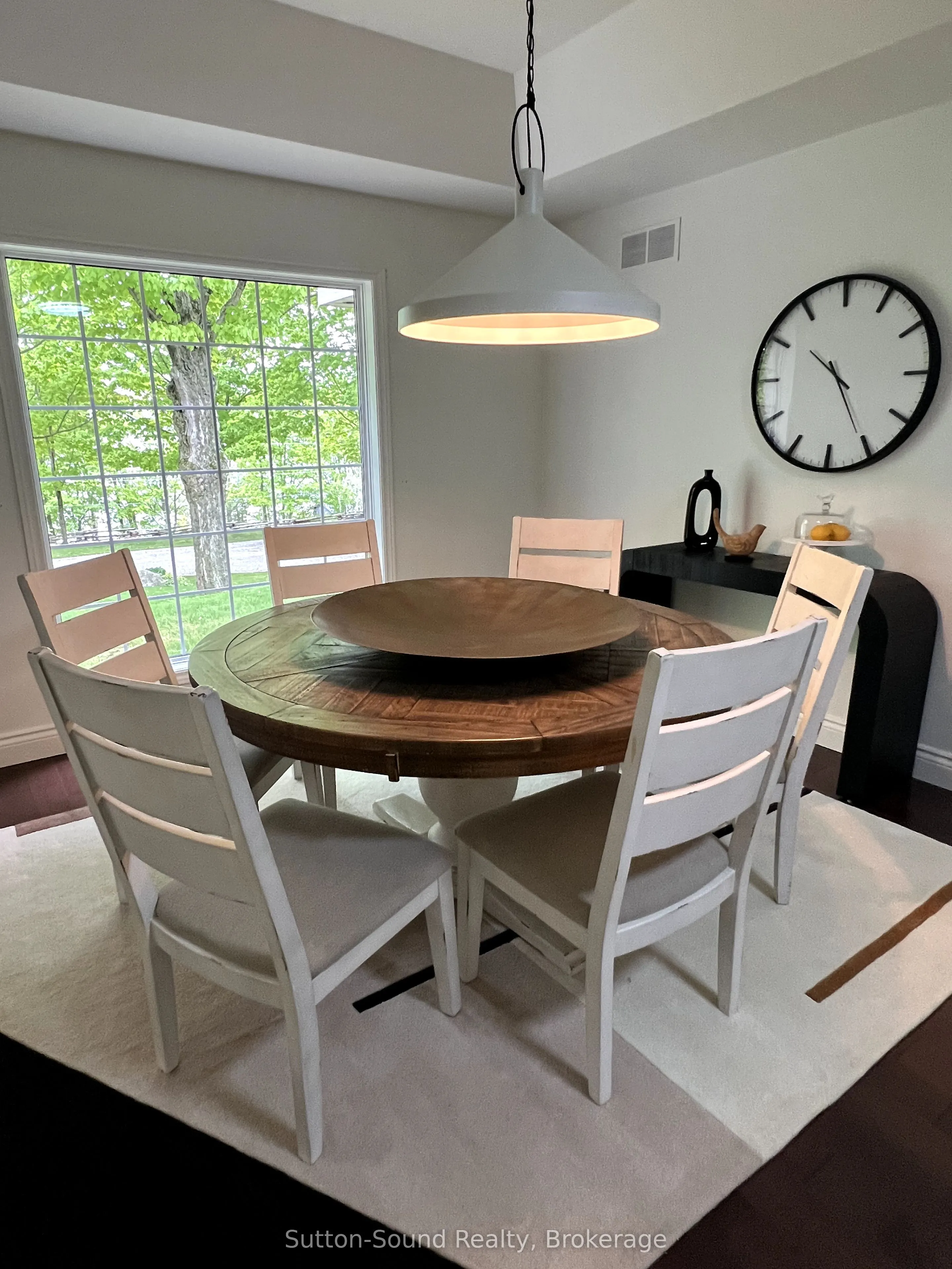 505556 Grey Road 1 Road