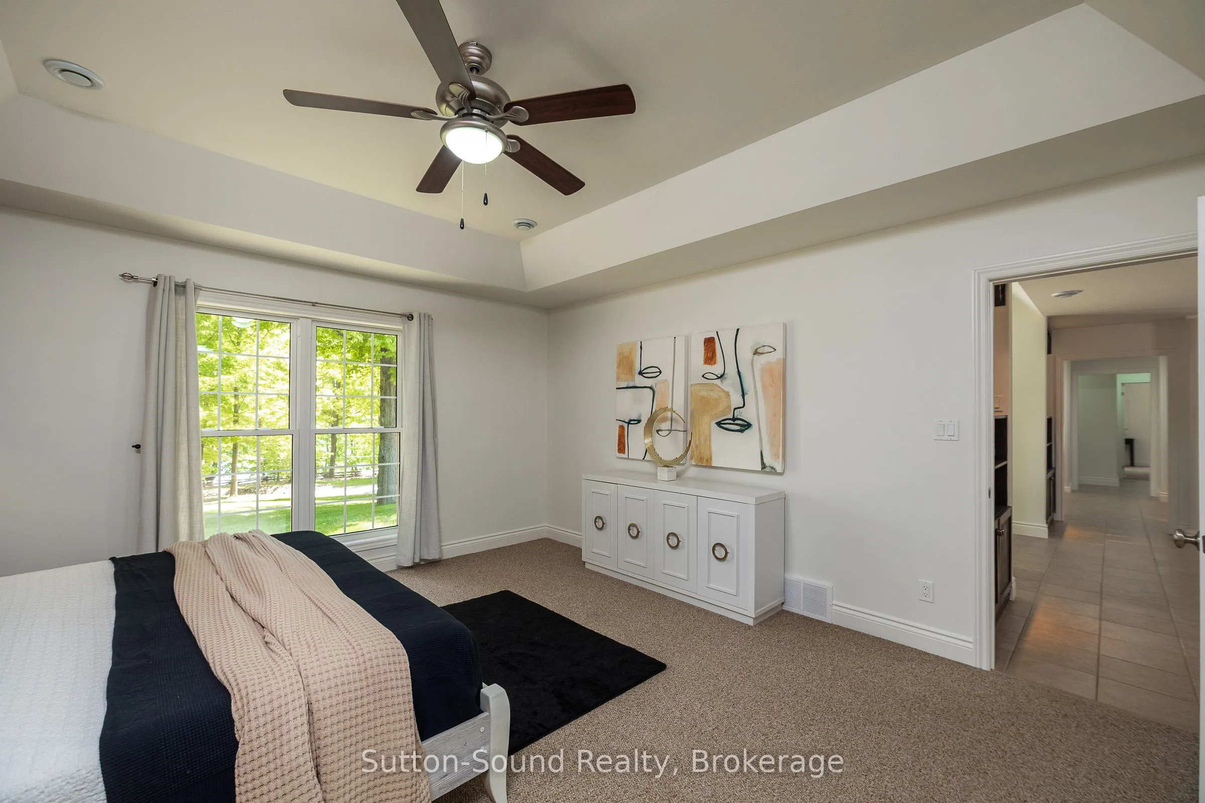505556 Grey Road 1 Road