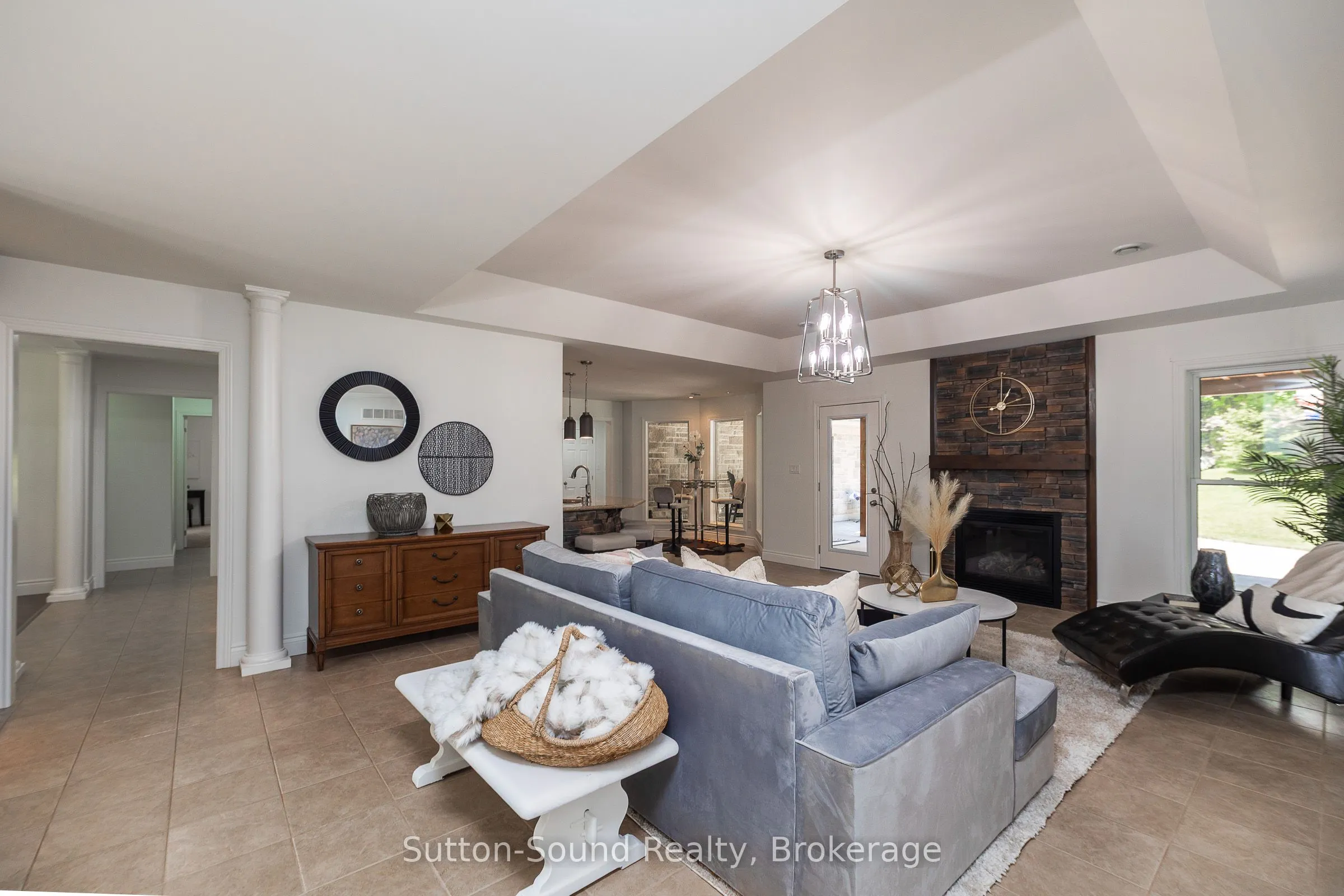 505556 Grey Road 1 Road