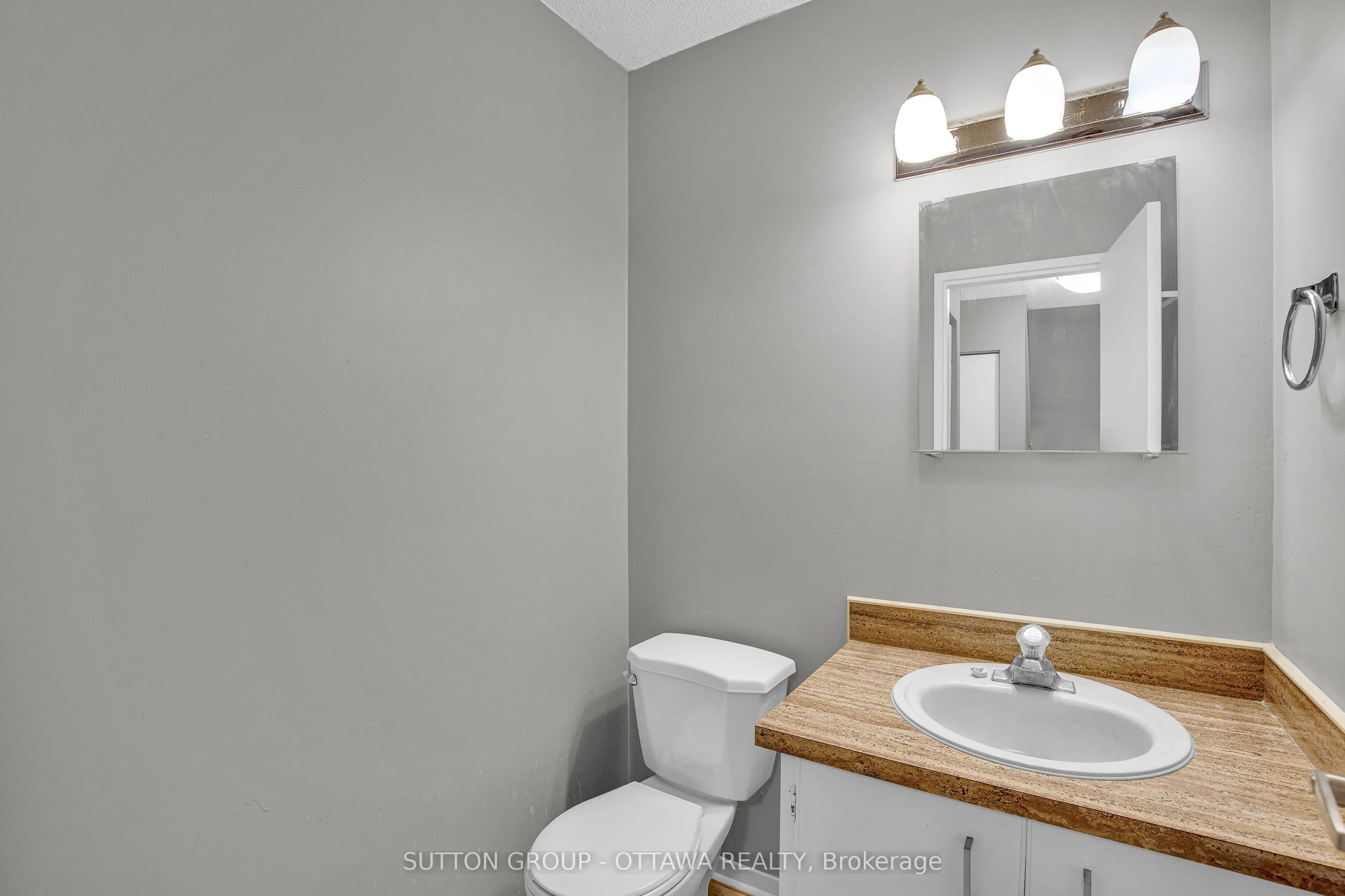1958 Jasmine Crescent, #39J