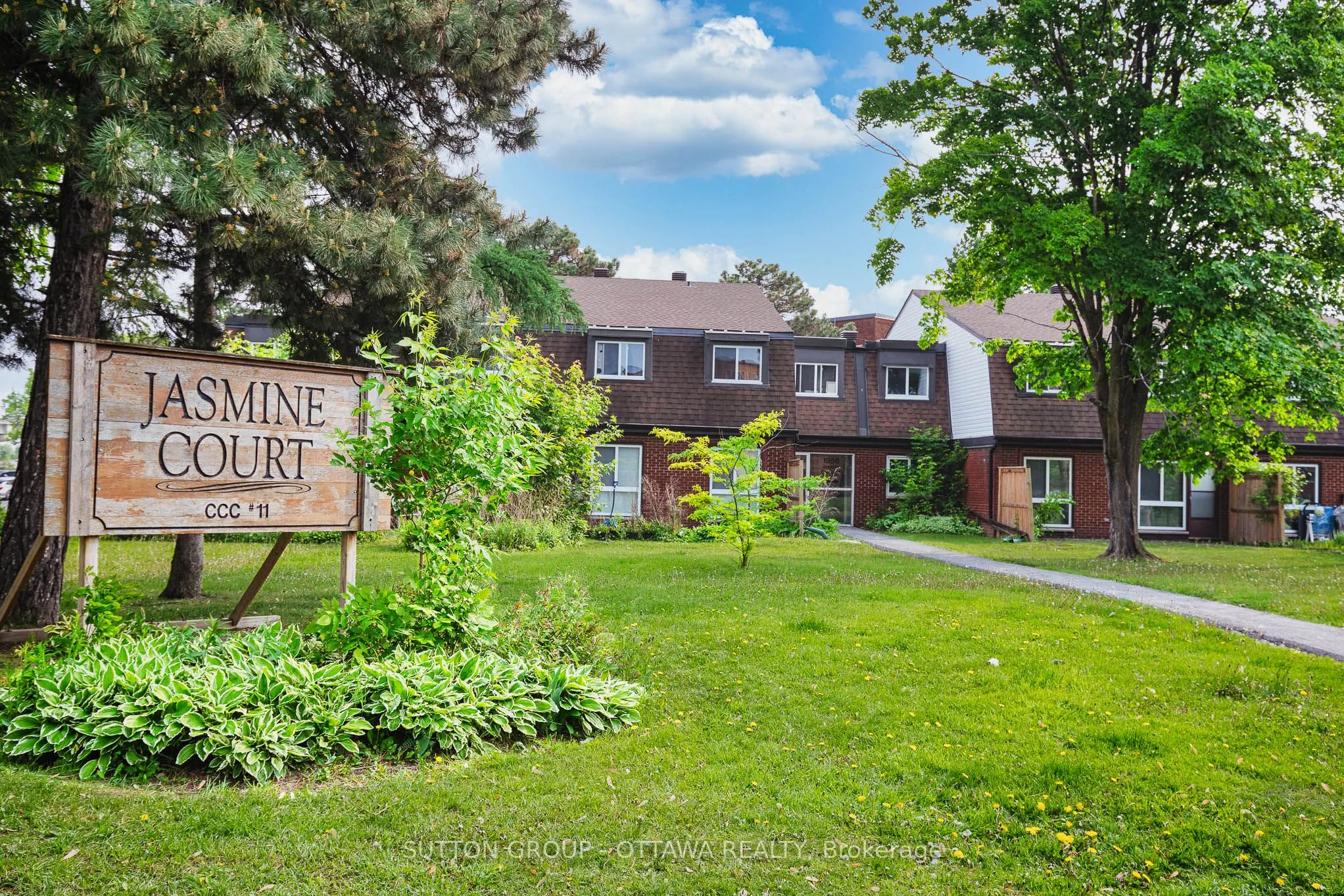 1958 Jasmine Crescent, #39J