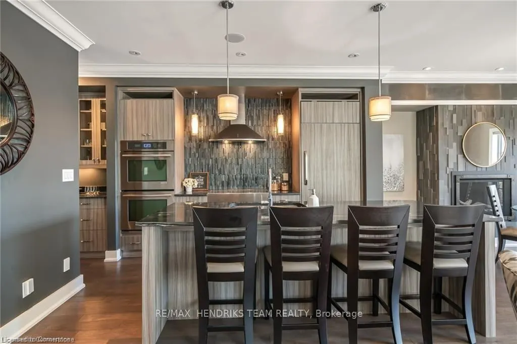19 Lake Street, #20