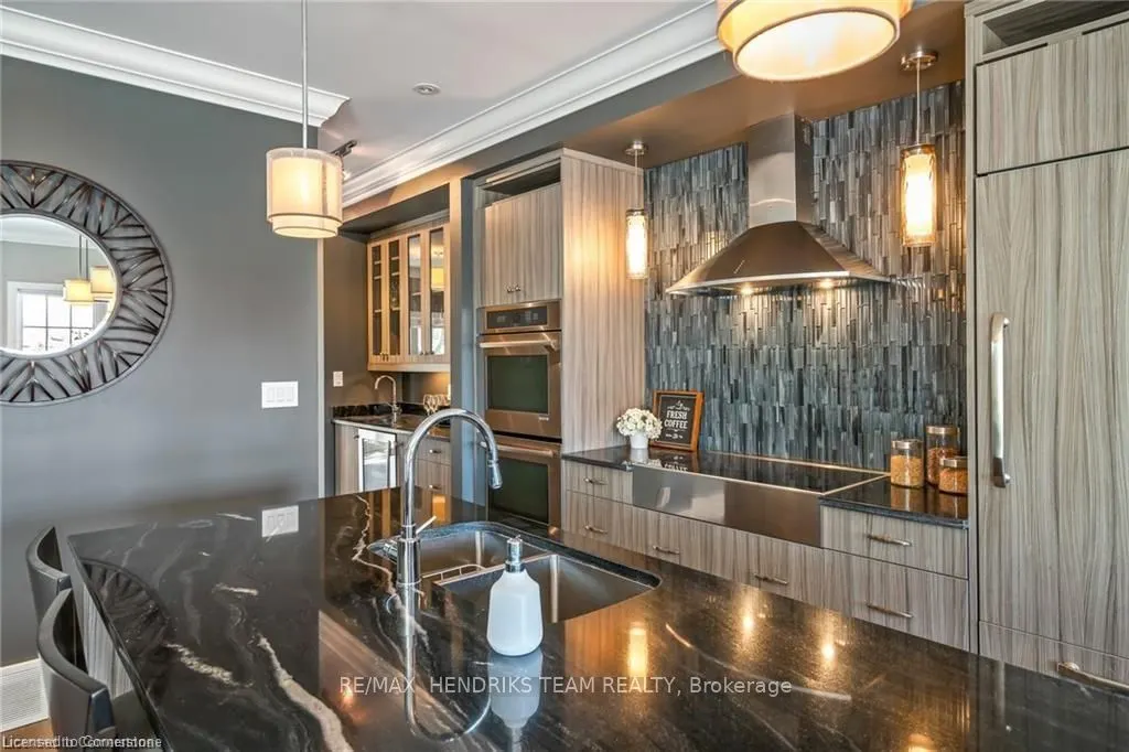 19 Lake Street, #20