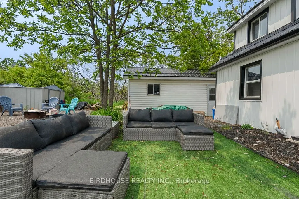 136 East Street N