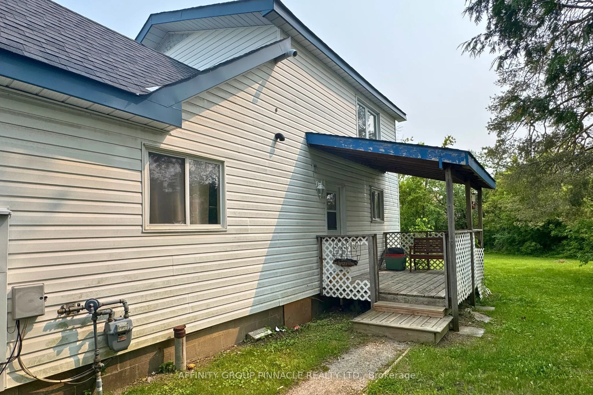 88 Albert Street S