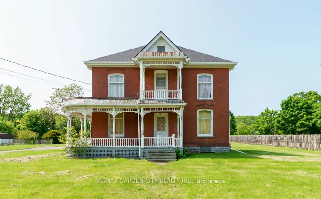 122 MAIN Street E