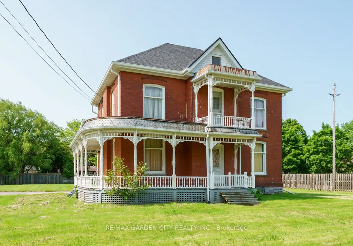 122 MAIN Street E