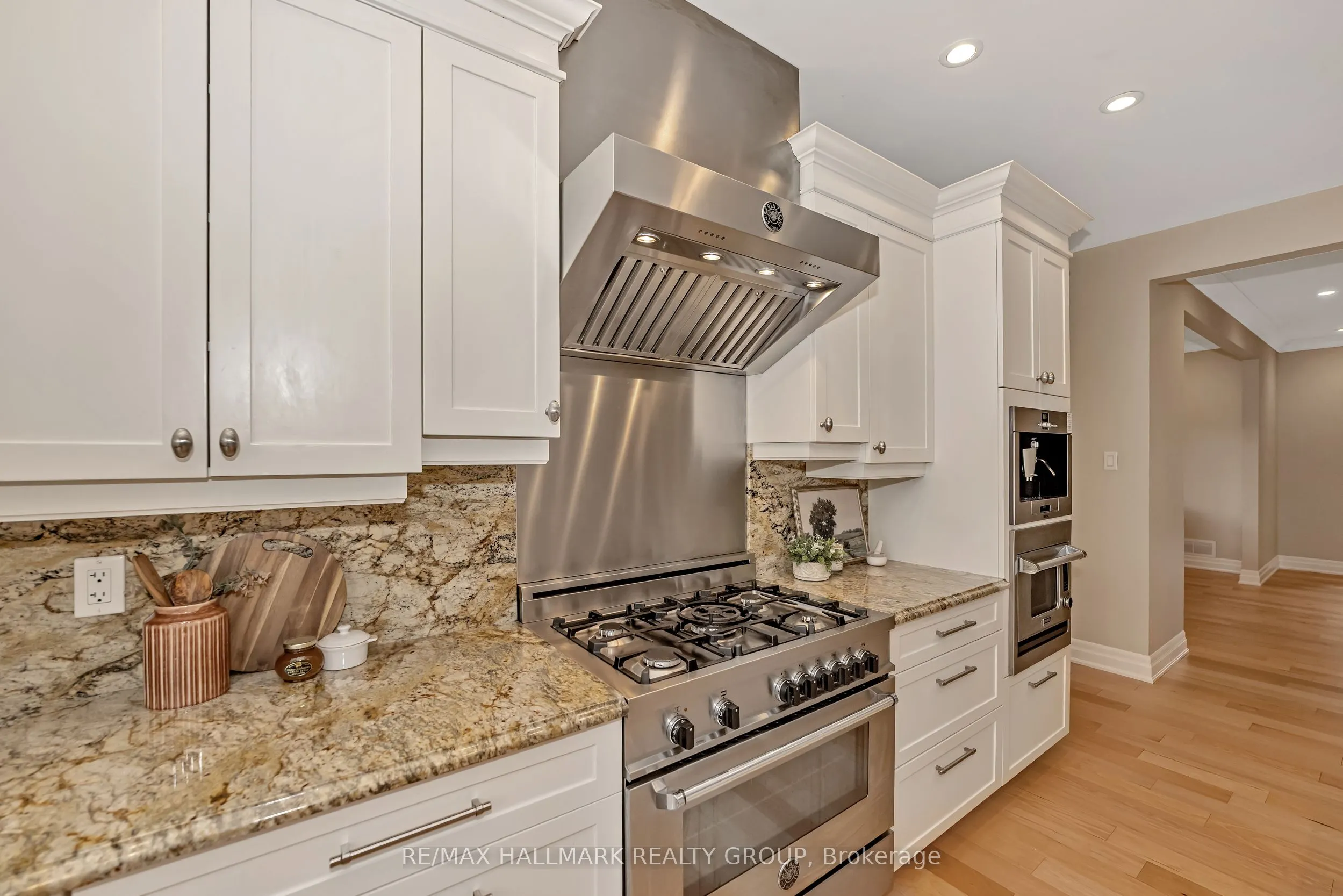 5813 Red Castle Ridge