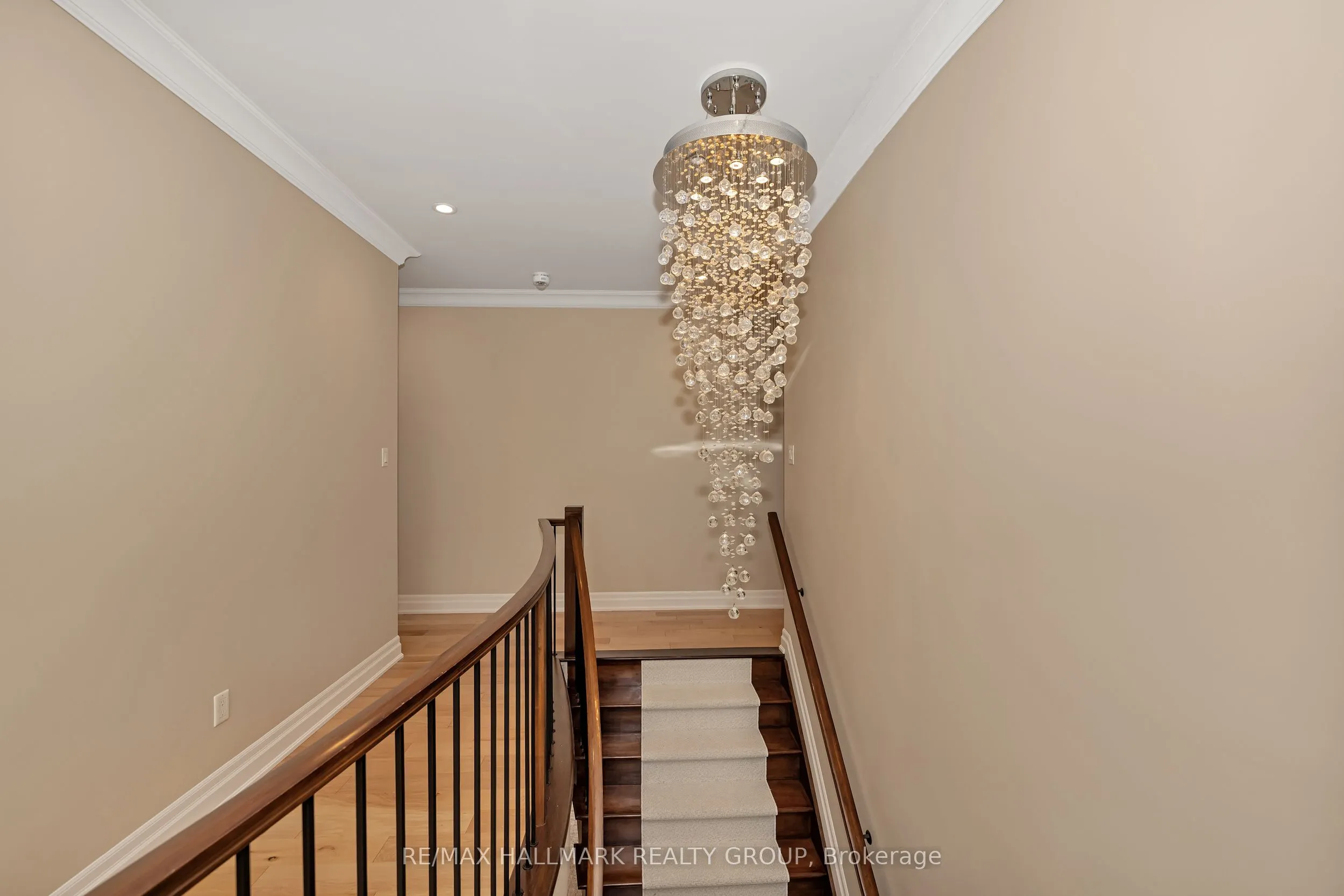 5813 Red Castle Ridge