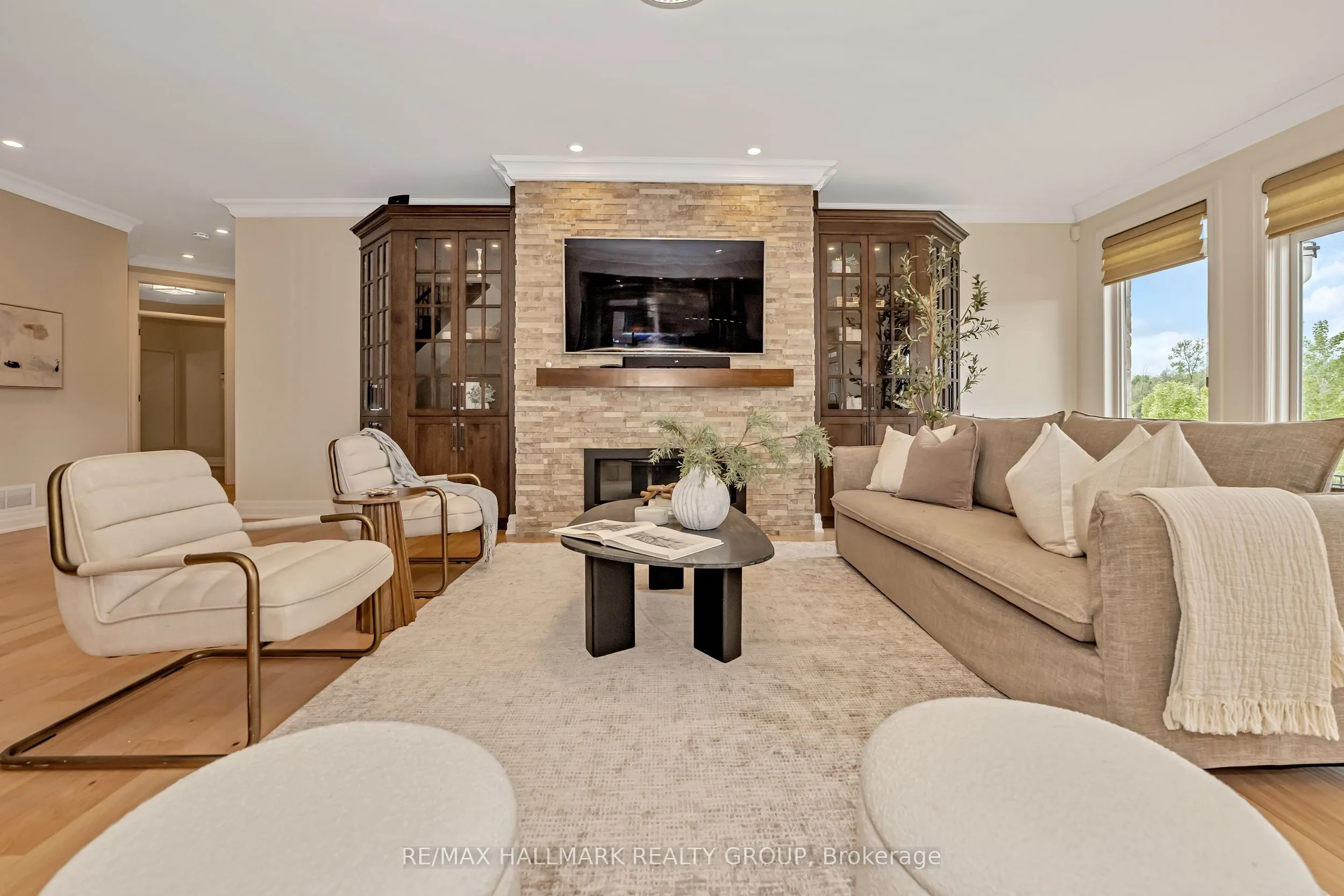 5813 Red Castle Ridge