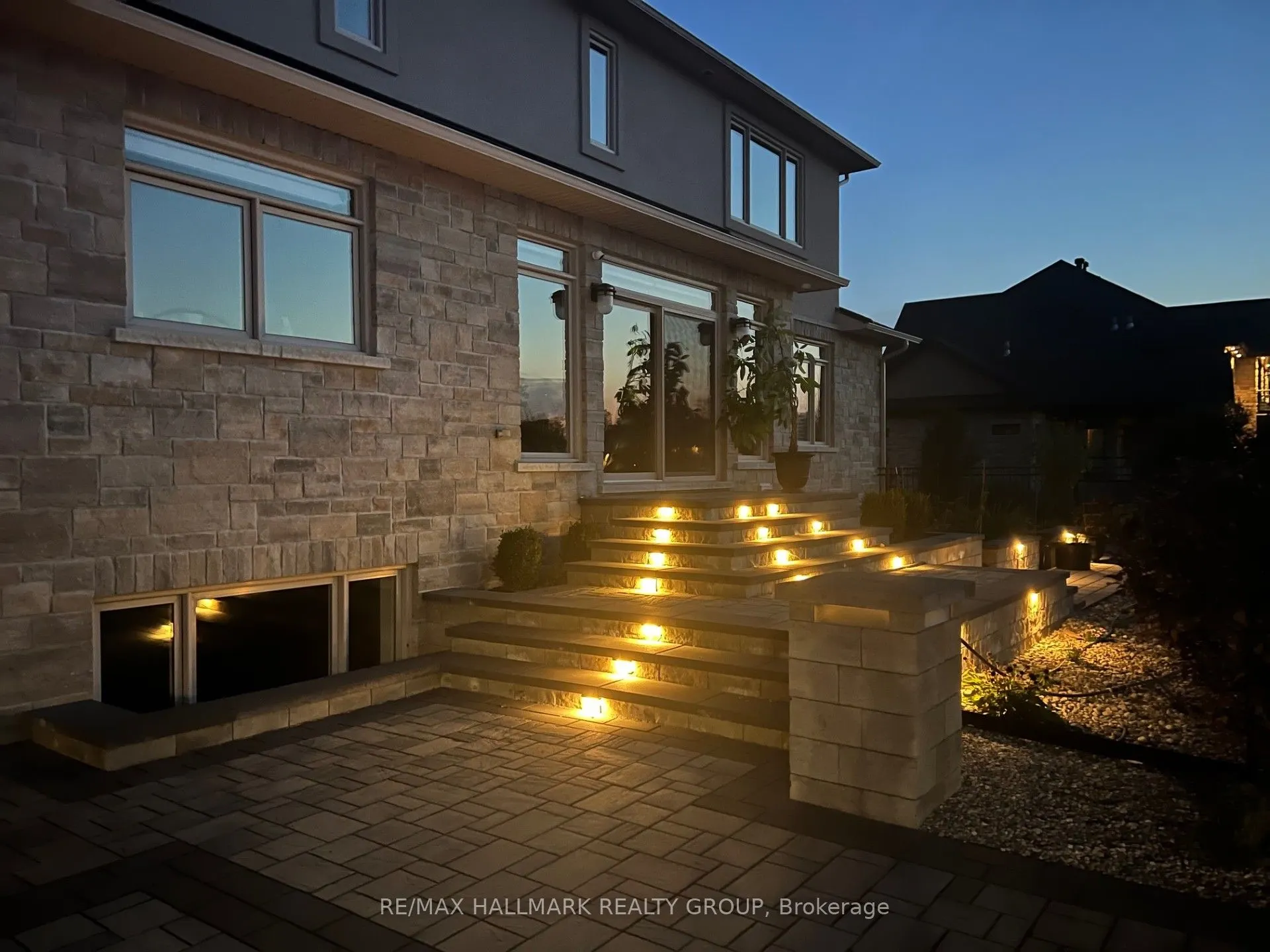 5813 Red Castle Ridge