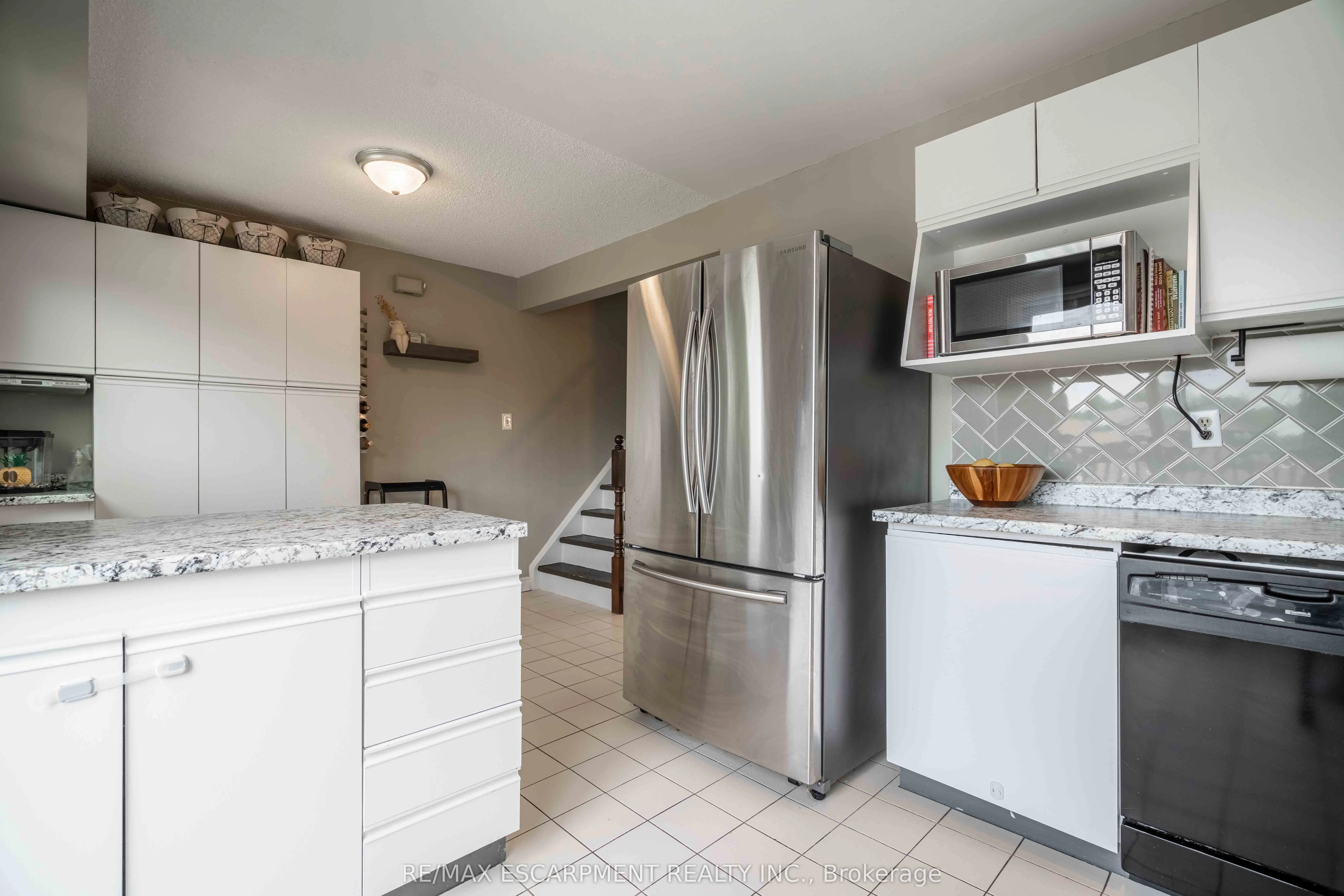 1155 Paramount Drive, #13