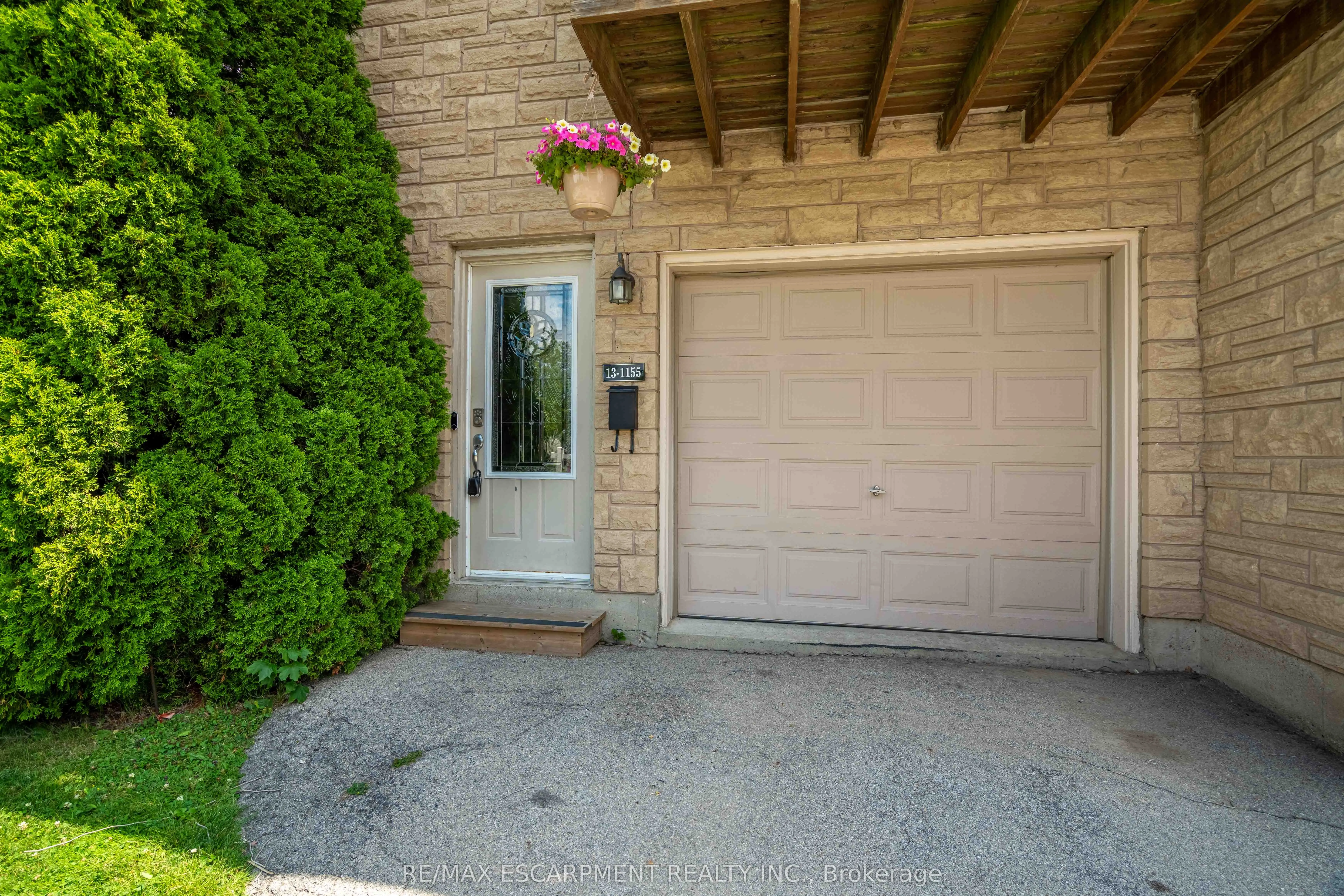1155 Paramount Drive, #13