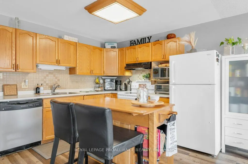 162 Prince Edward Street, #B