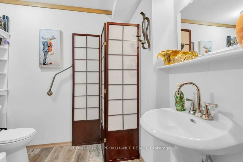 162 Prince Edward Street, #B