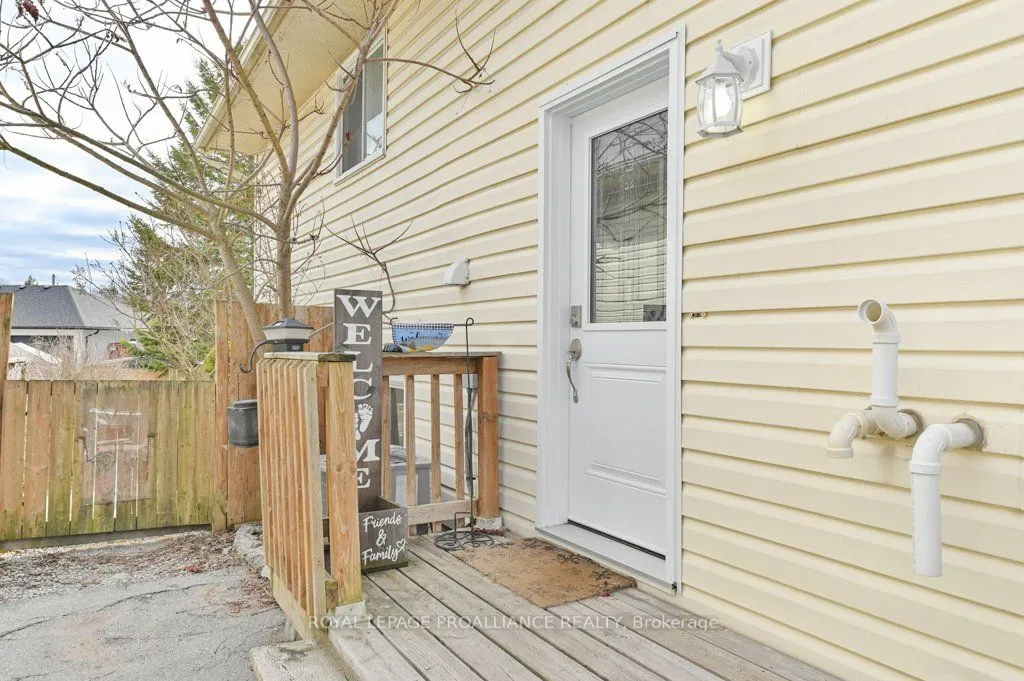 162 Prince Edward Street, #B