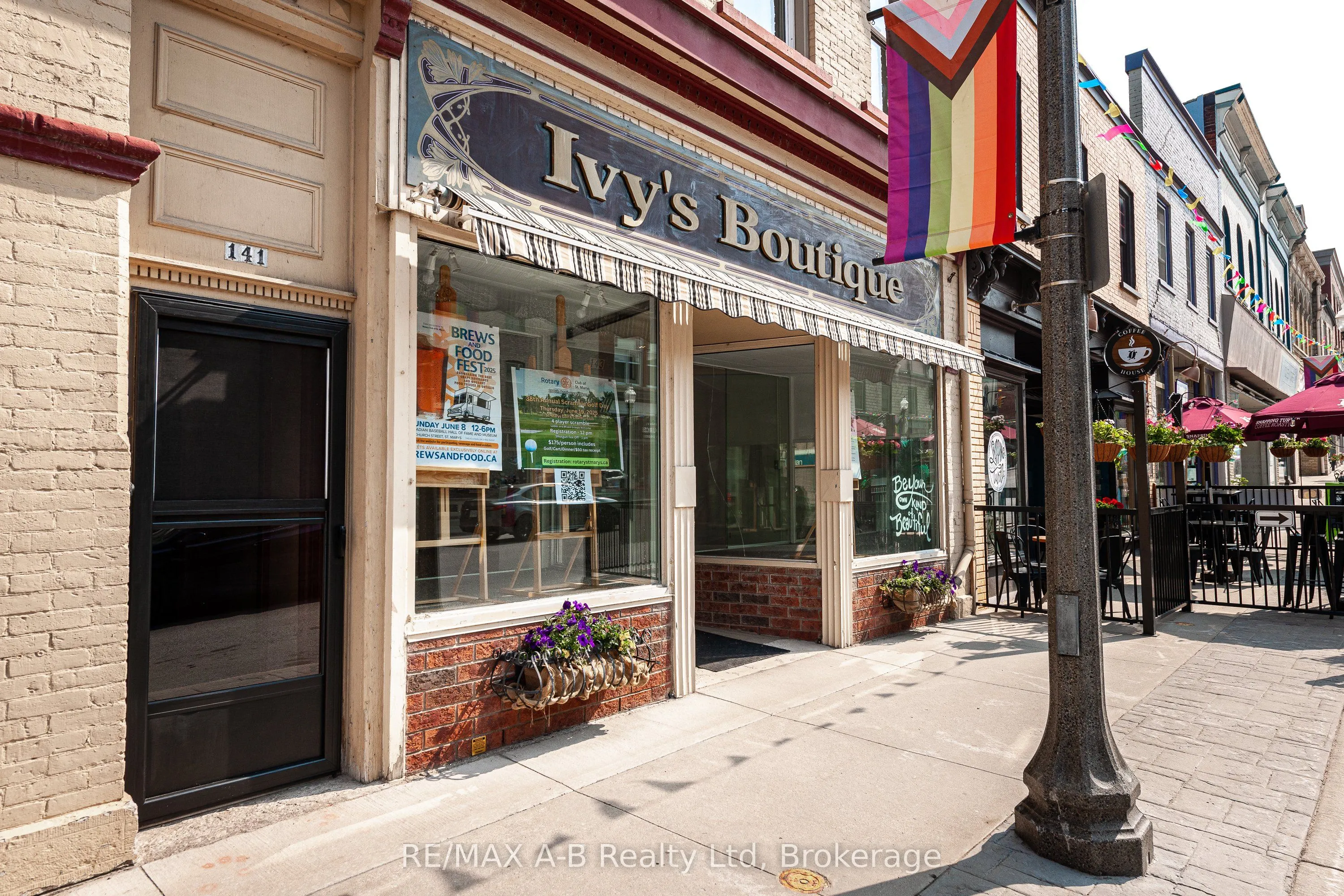 141-143 Queen Street E