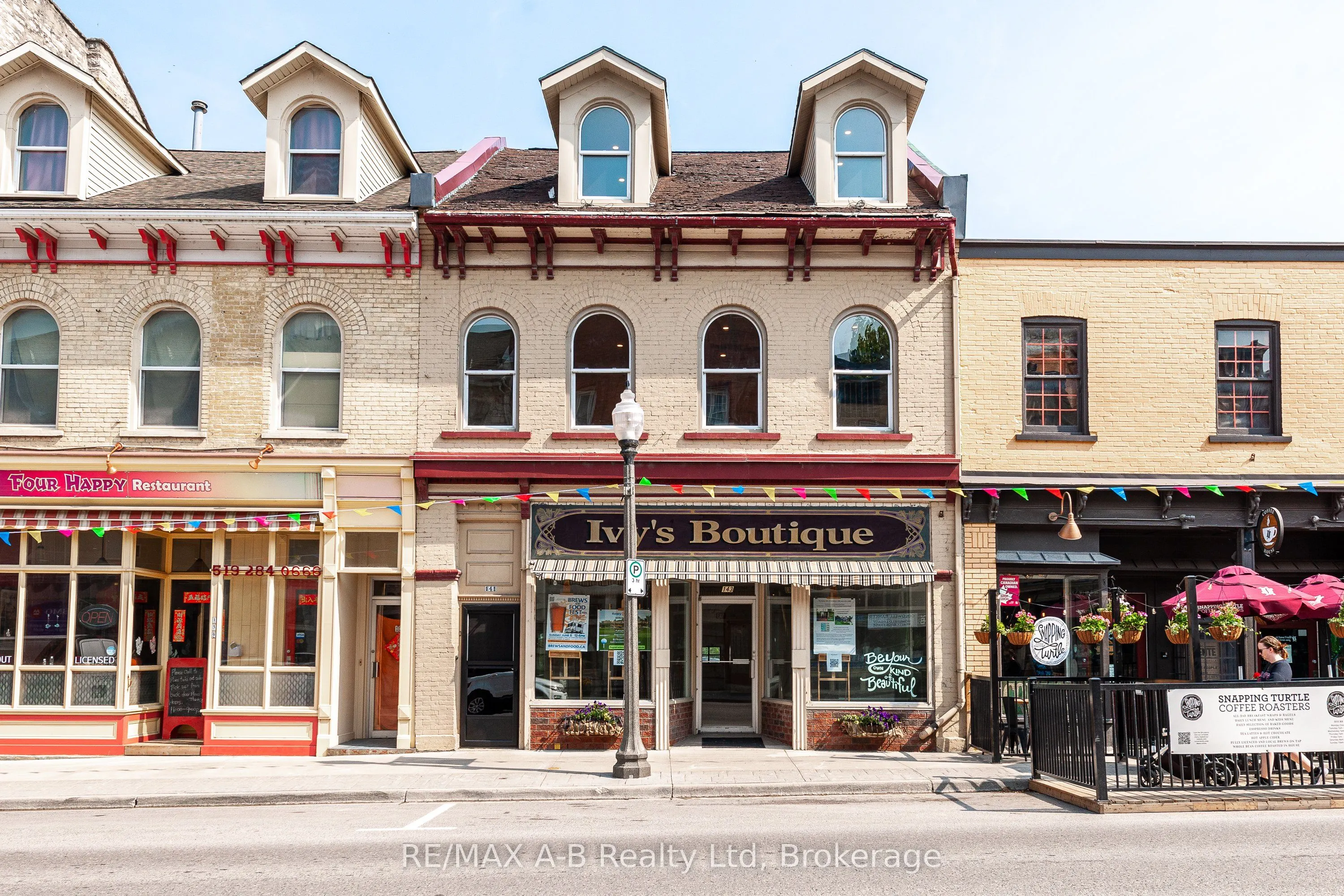 141-143 Queen Street E