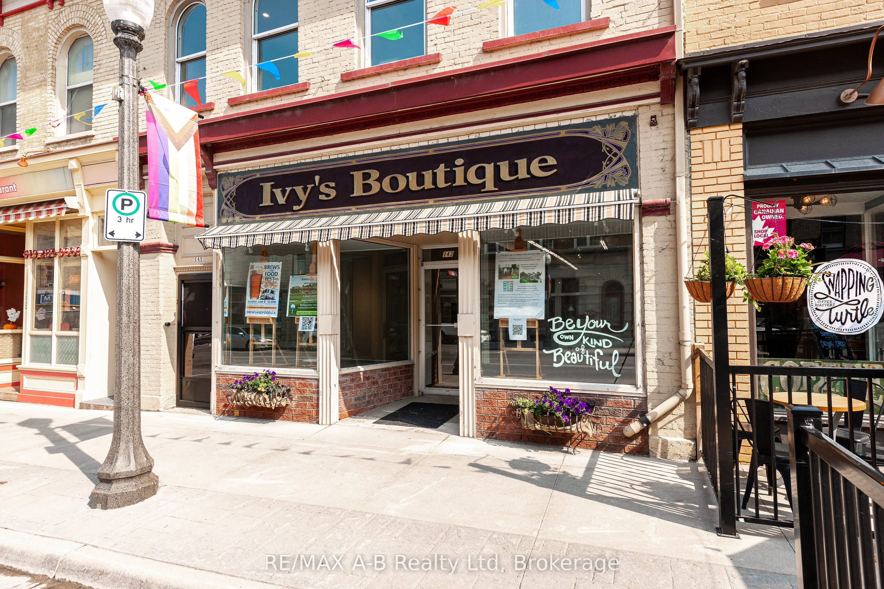 141-143 Queen Street E