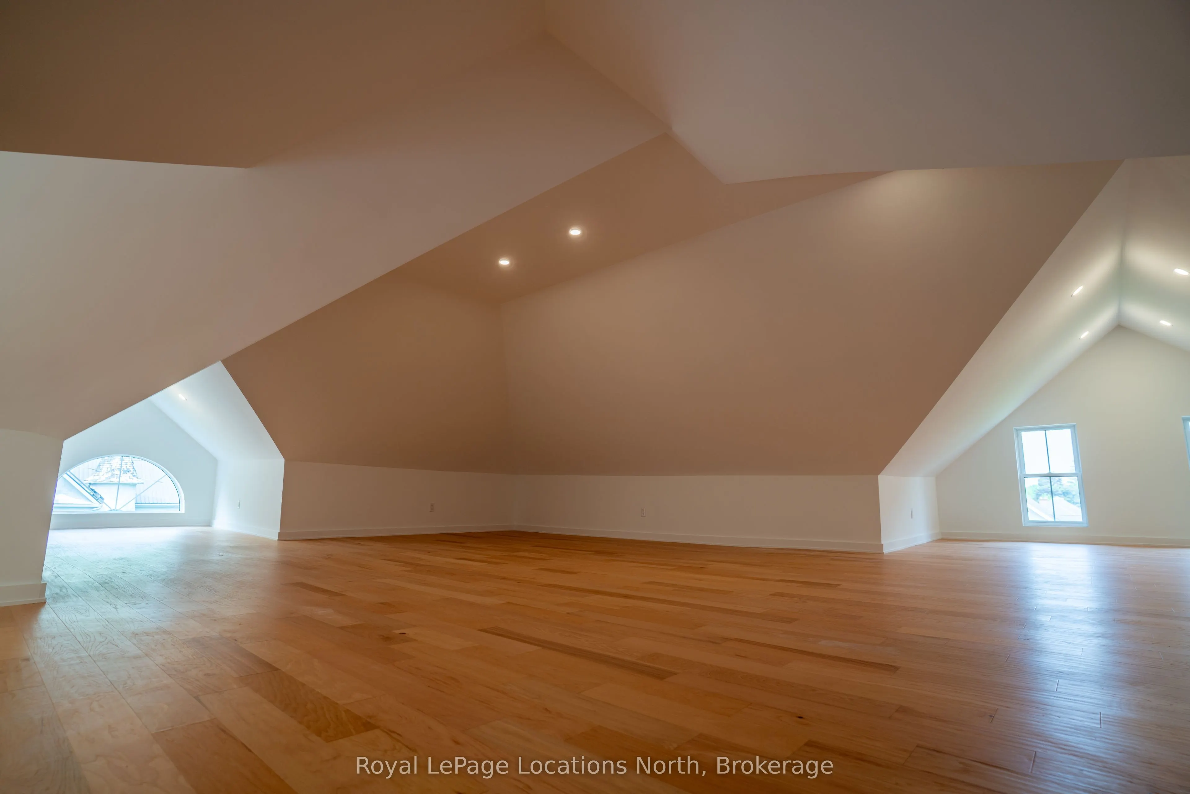 163 Trowbridge Street W