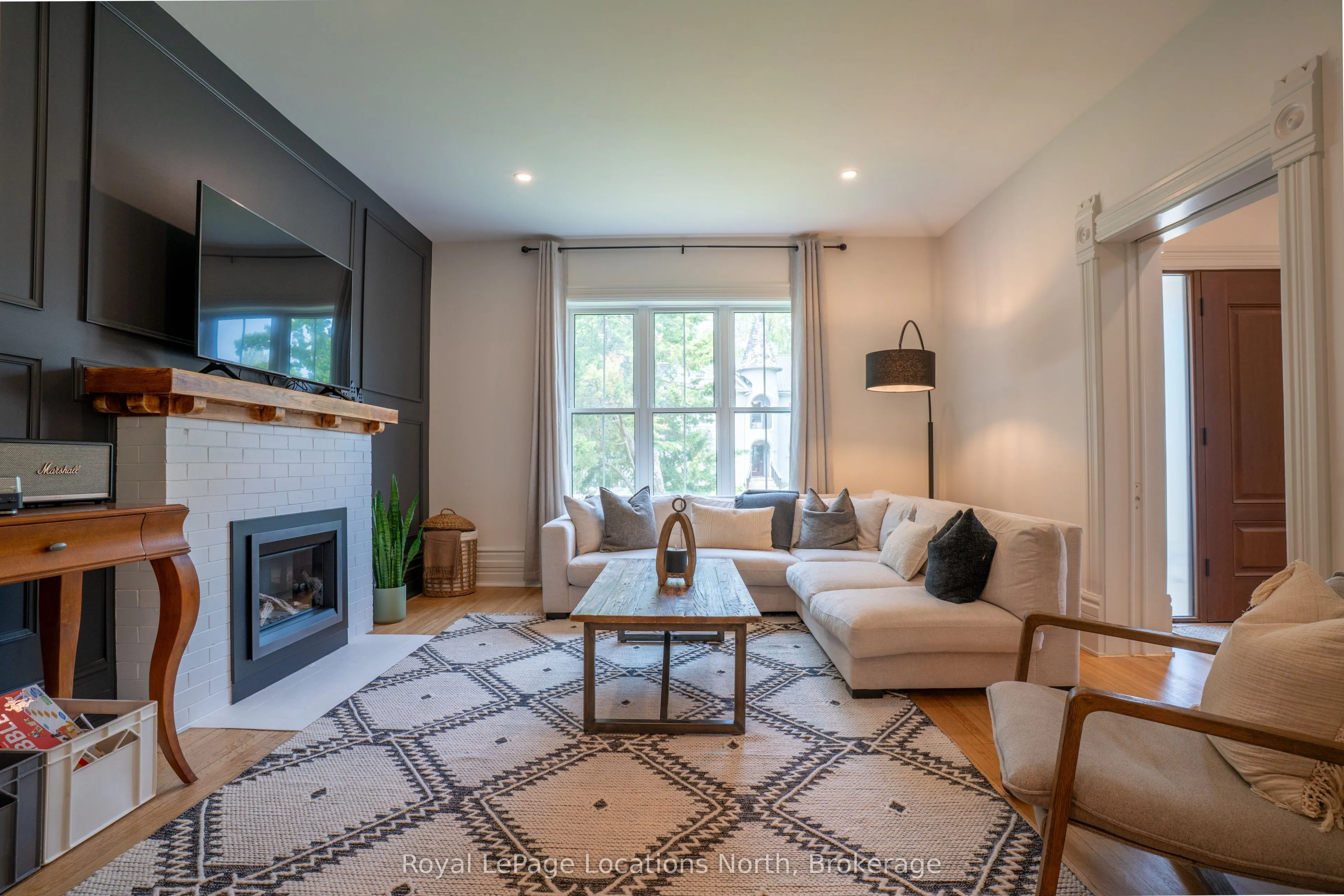 163 Trowbridge Street W