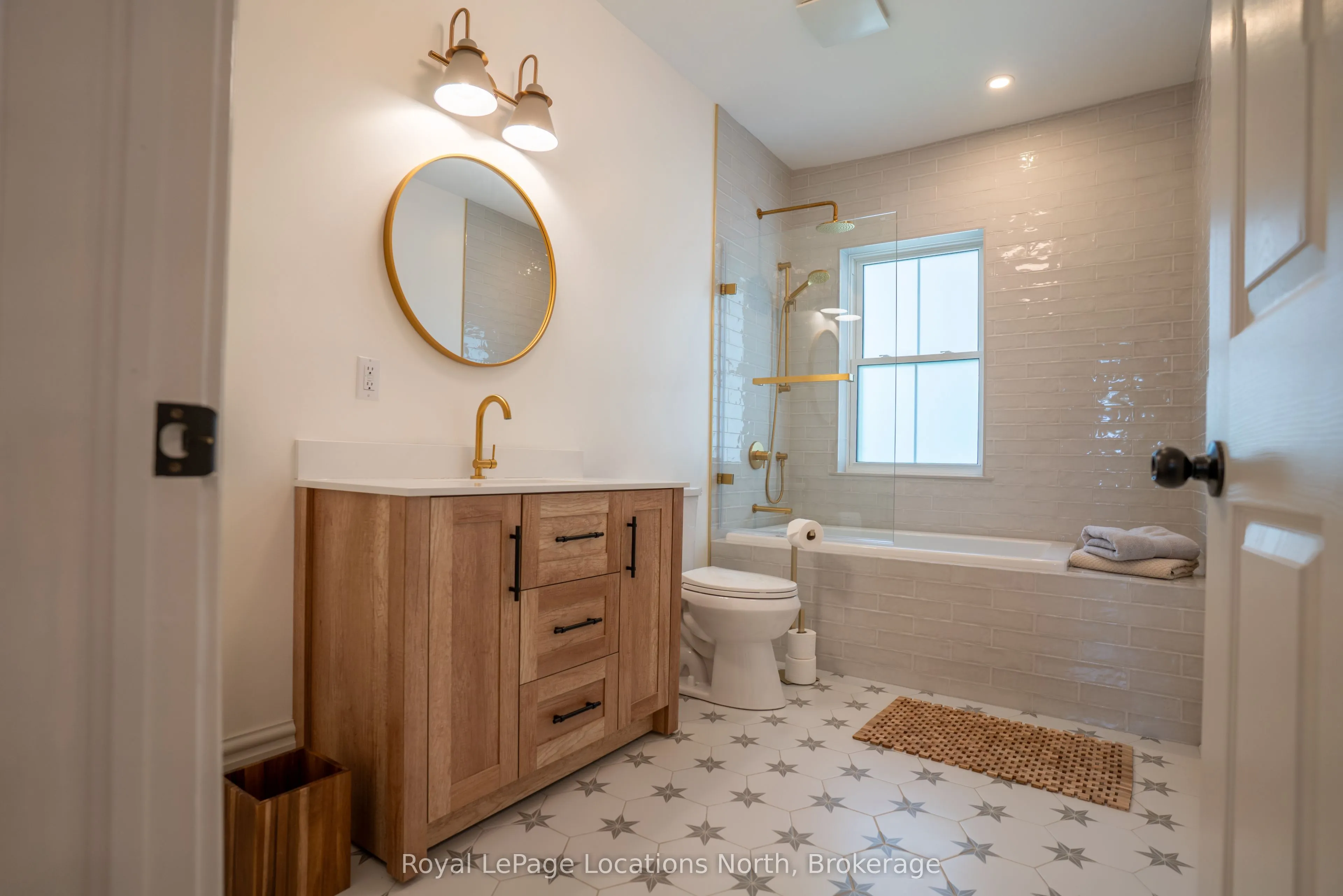 163 Trowbridge Street W