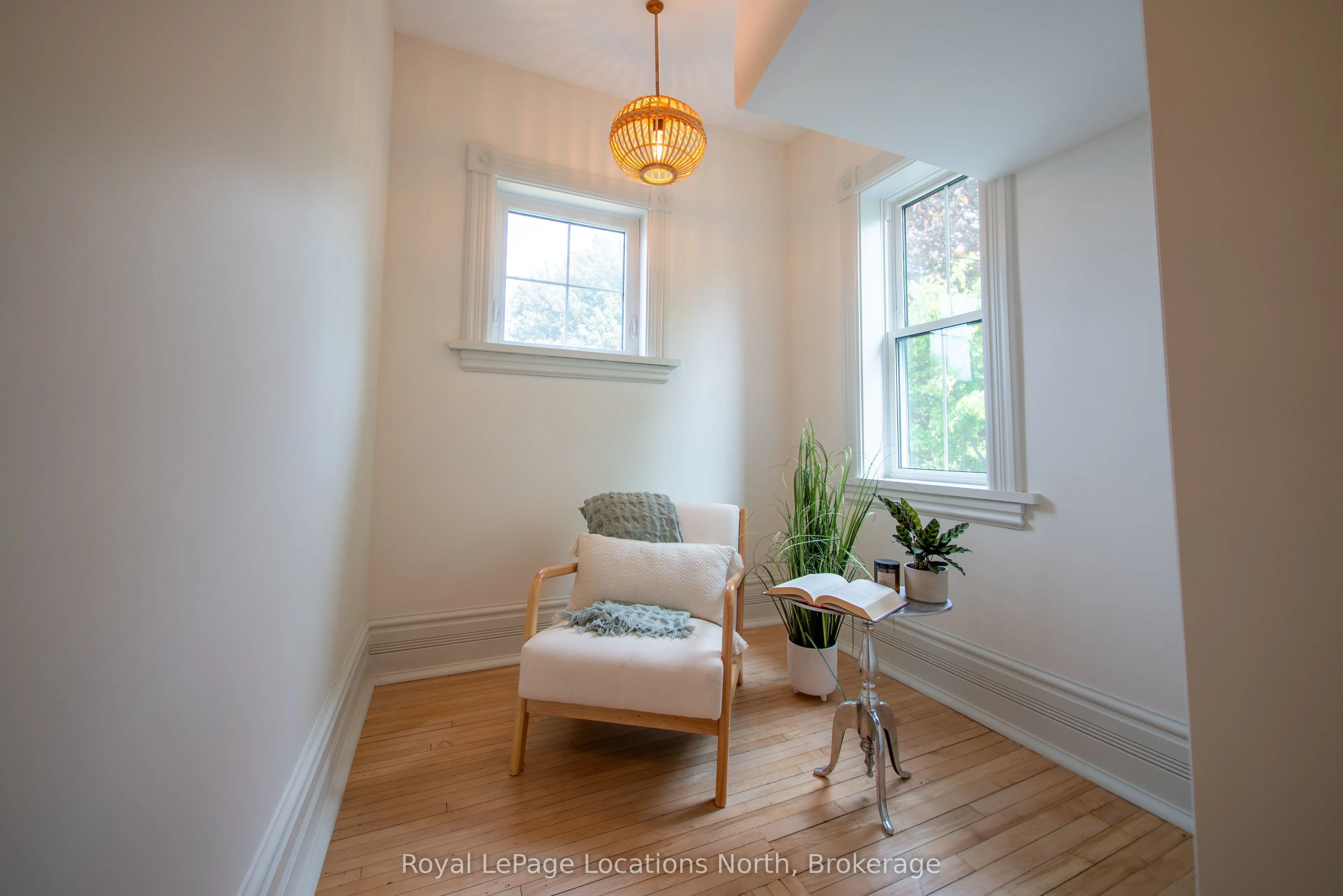 163 Trowbridge Street W