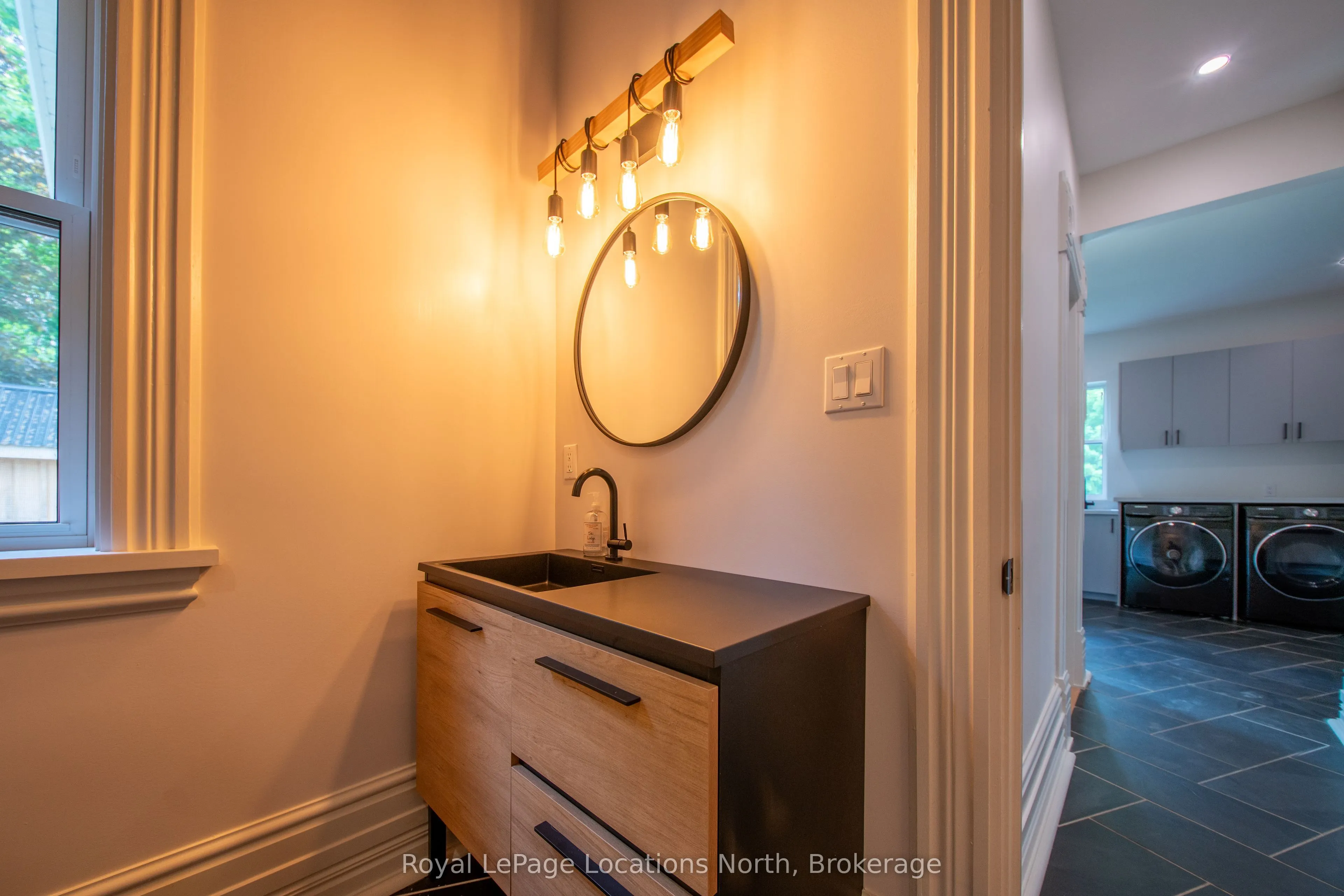 163 Trowbridge Street W