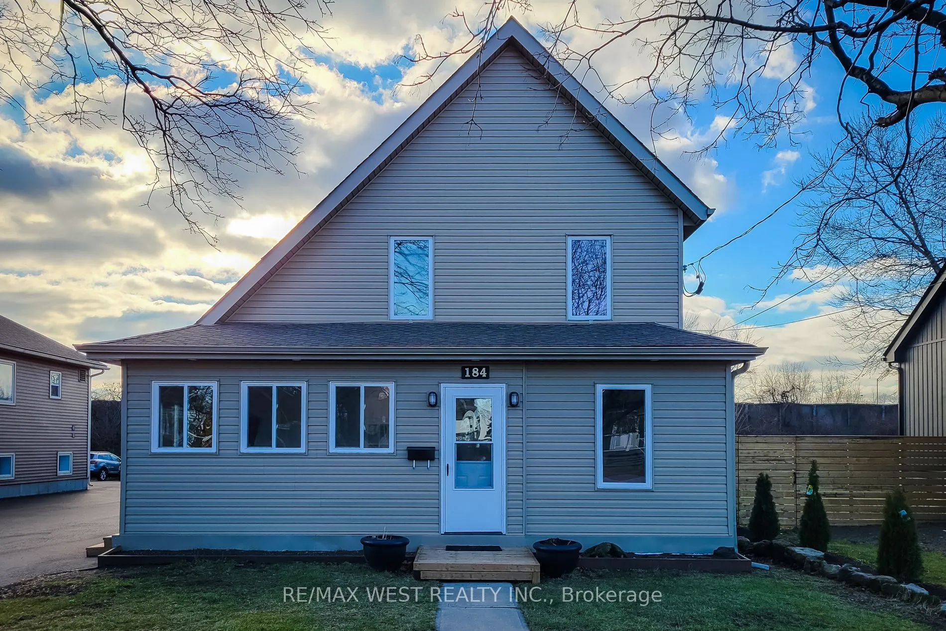 184 Beach Boulevard