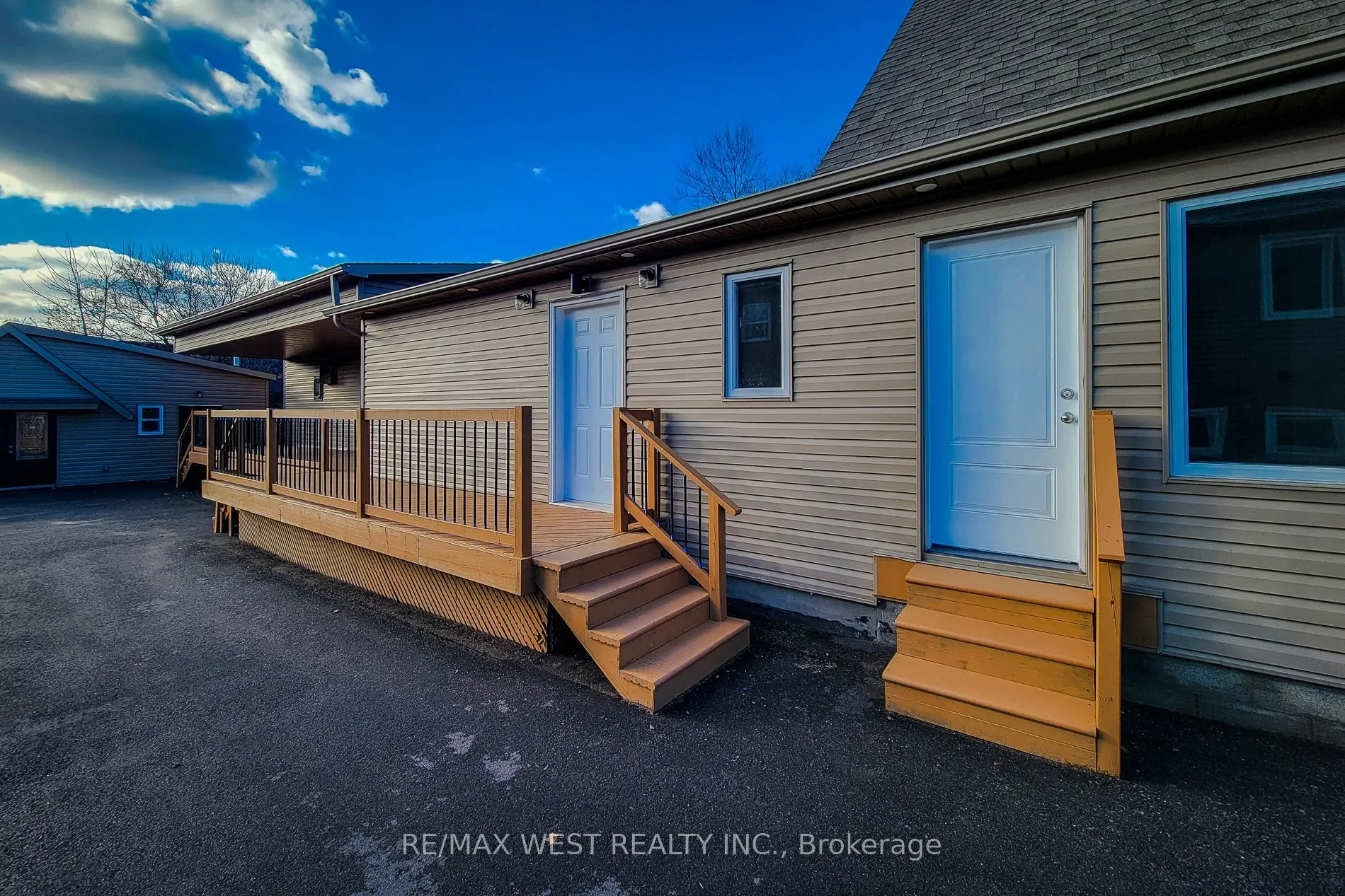 184 Beach Boulevard