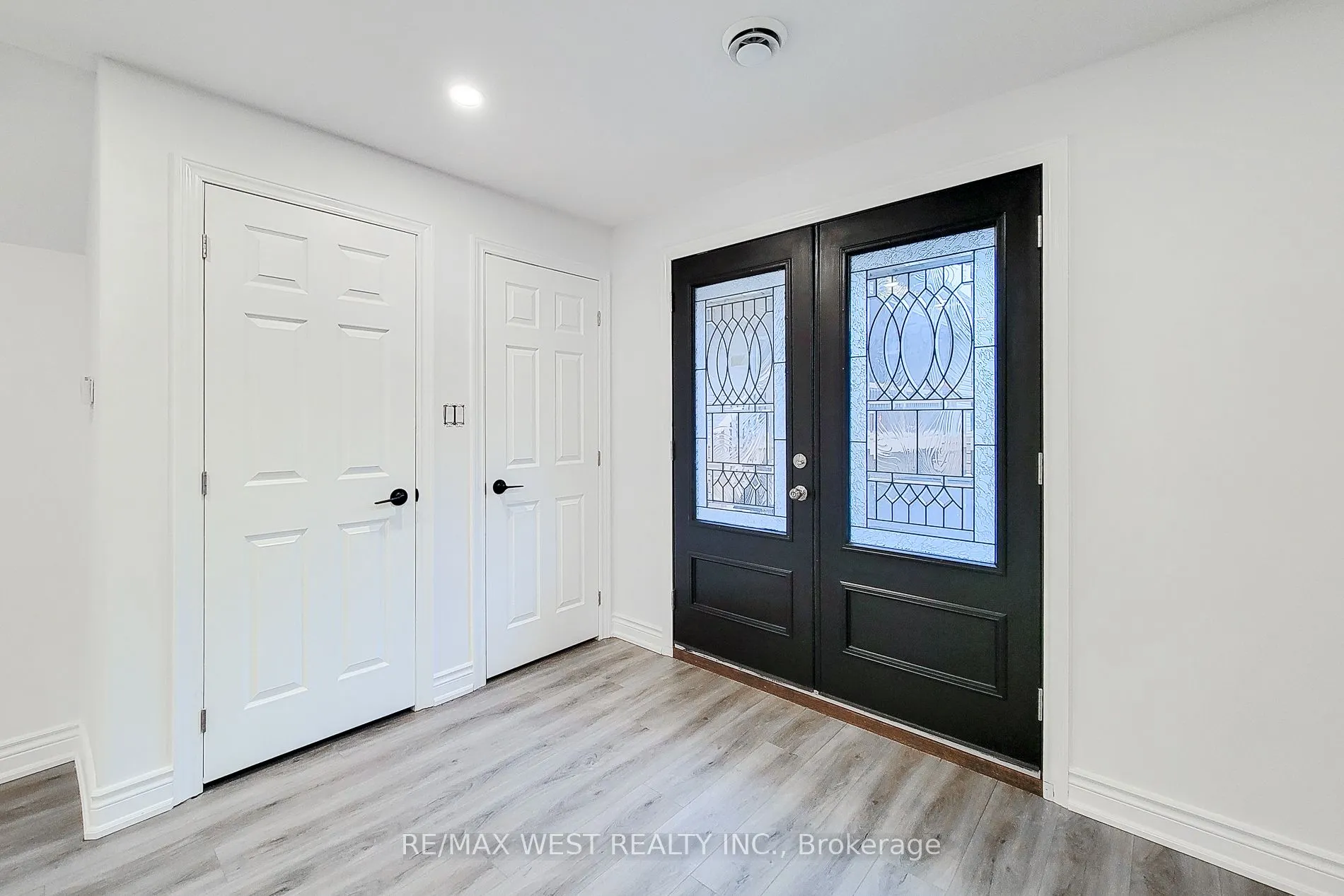 184 Beach Boulevard