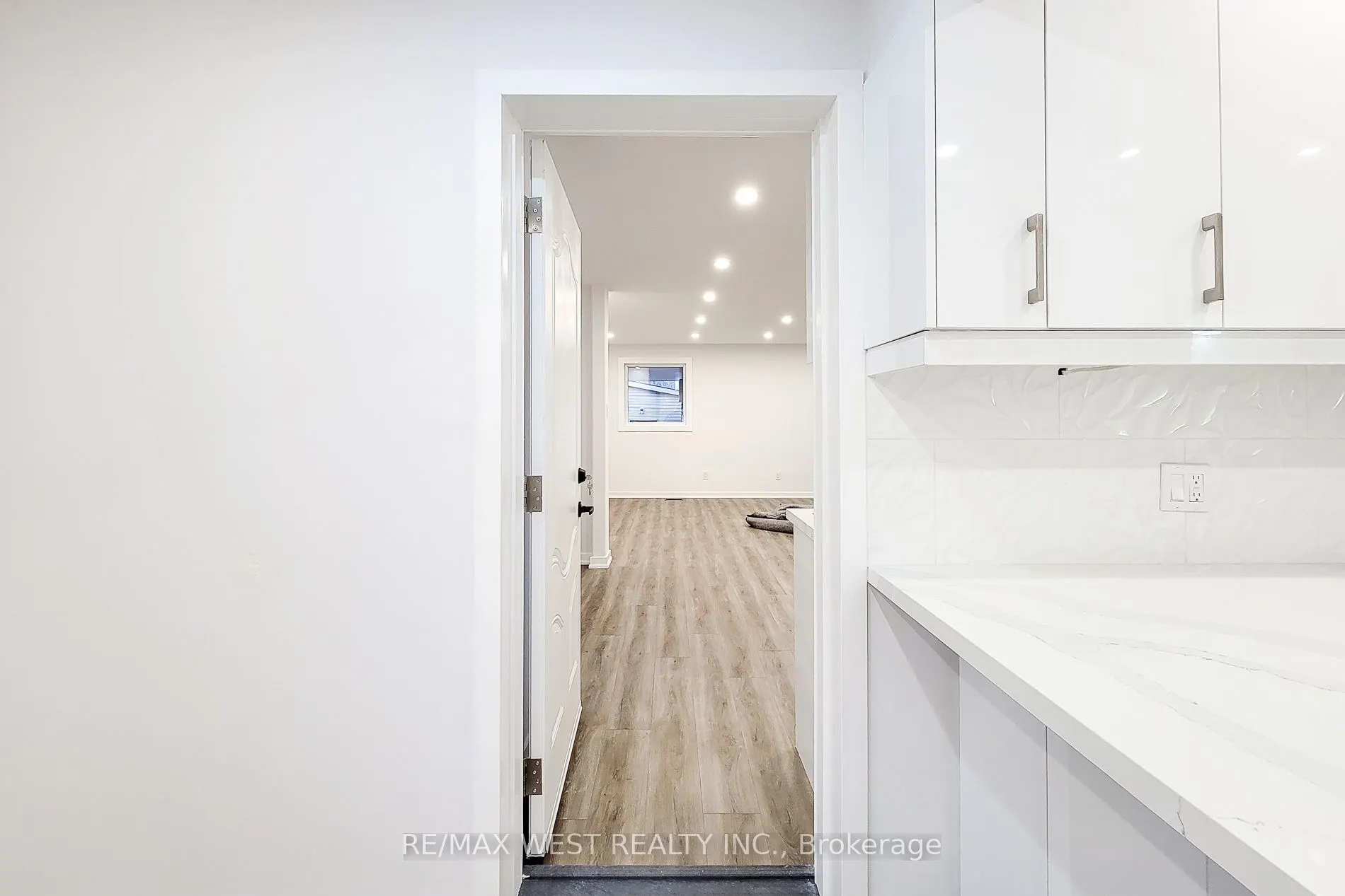 184 Beach Boulevard
