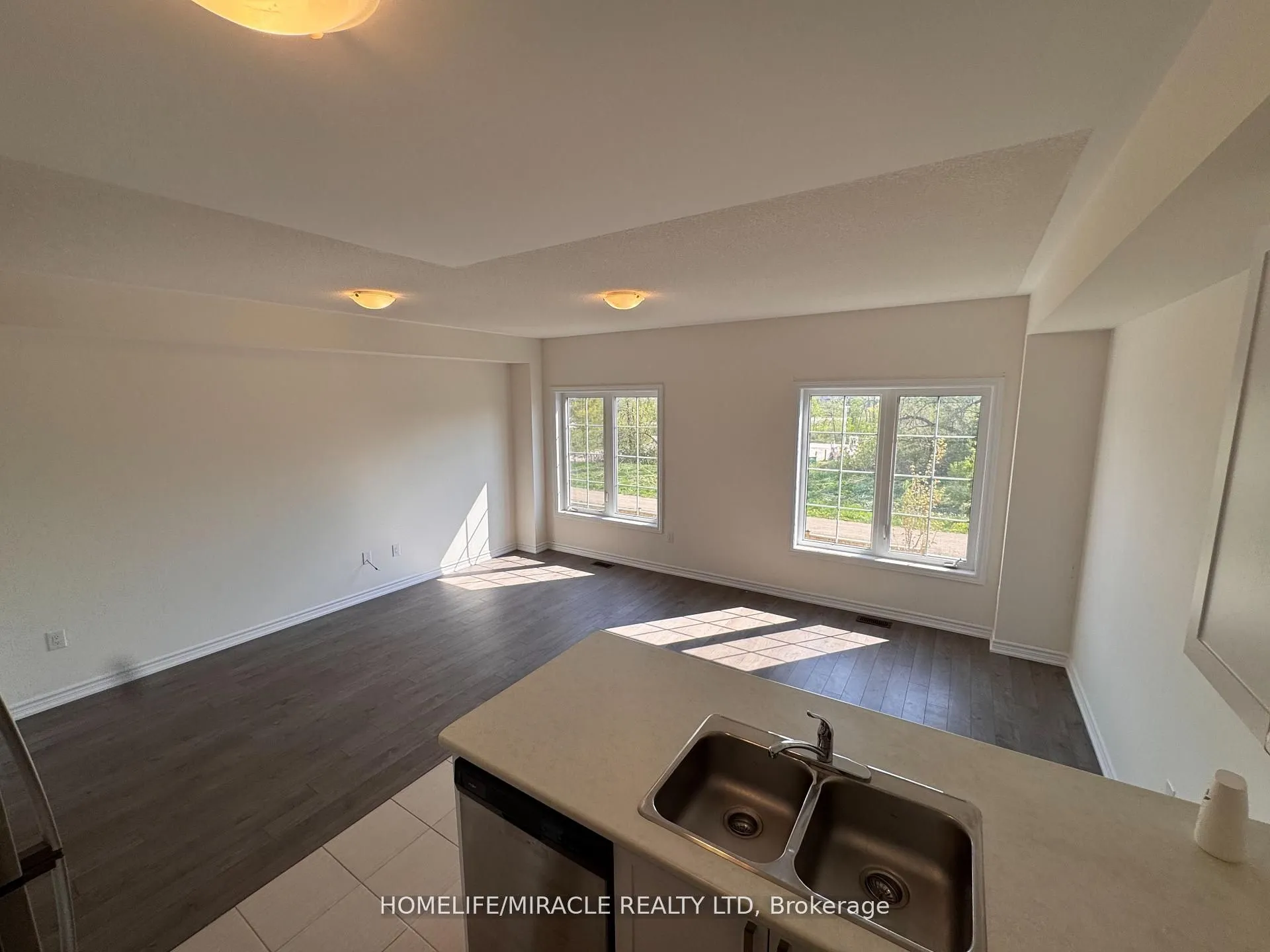 118 Winters Way