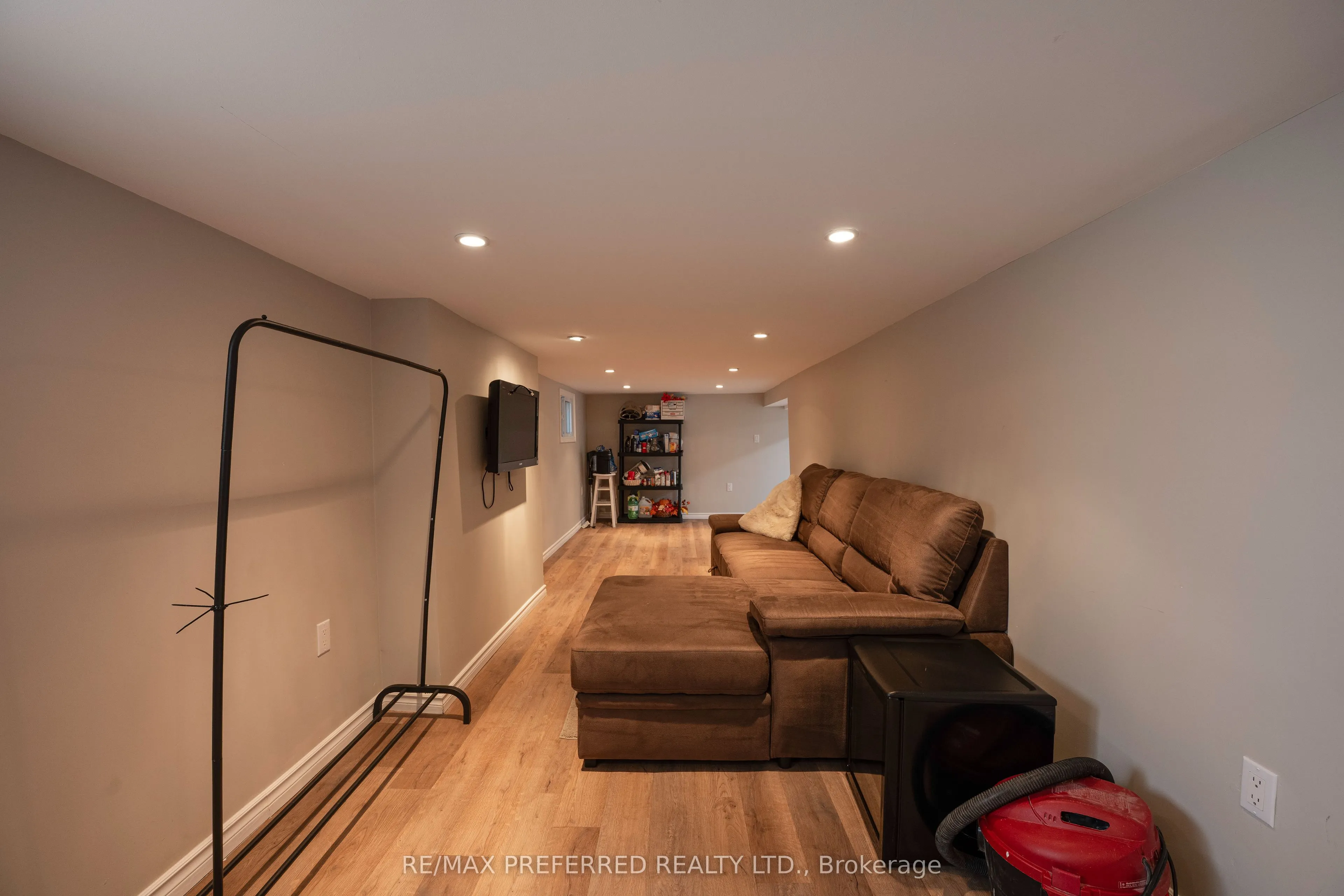 1072 Elm Avenue