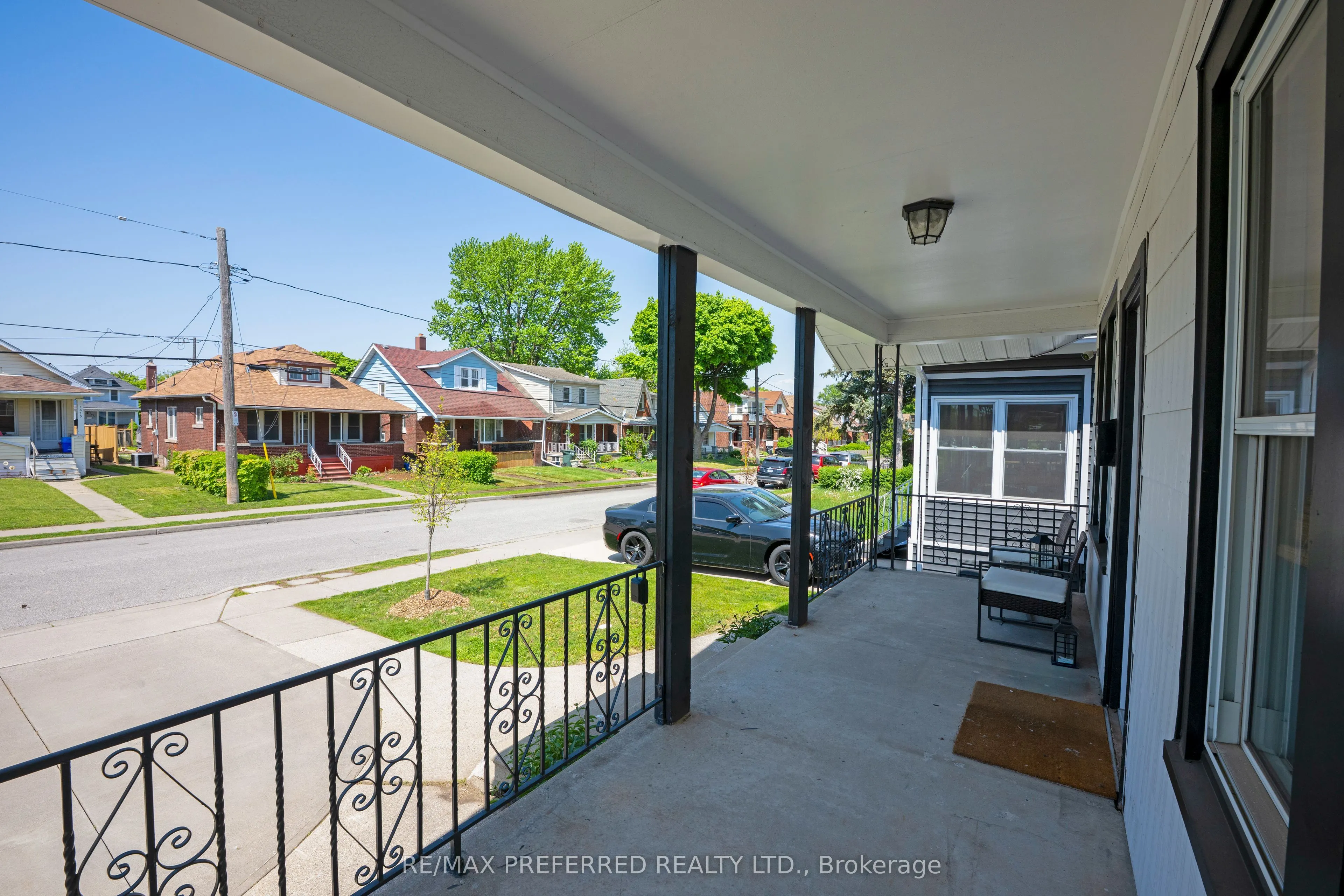 1072 Elm Avenue